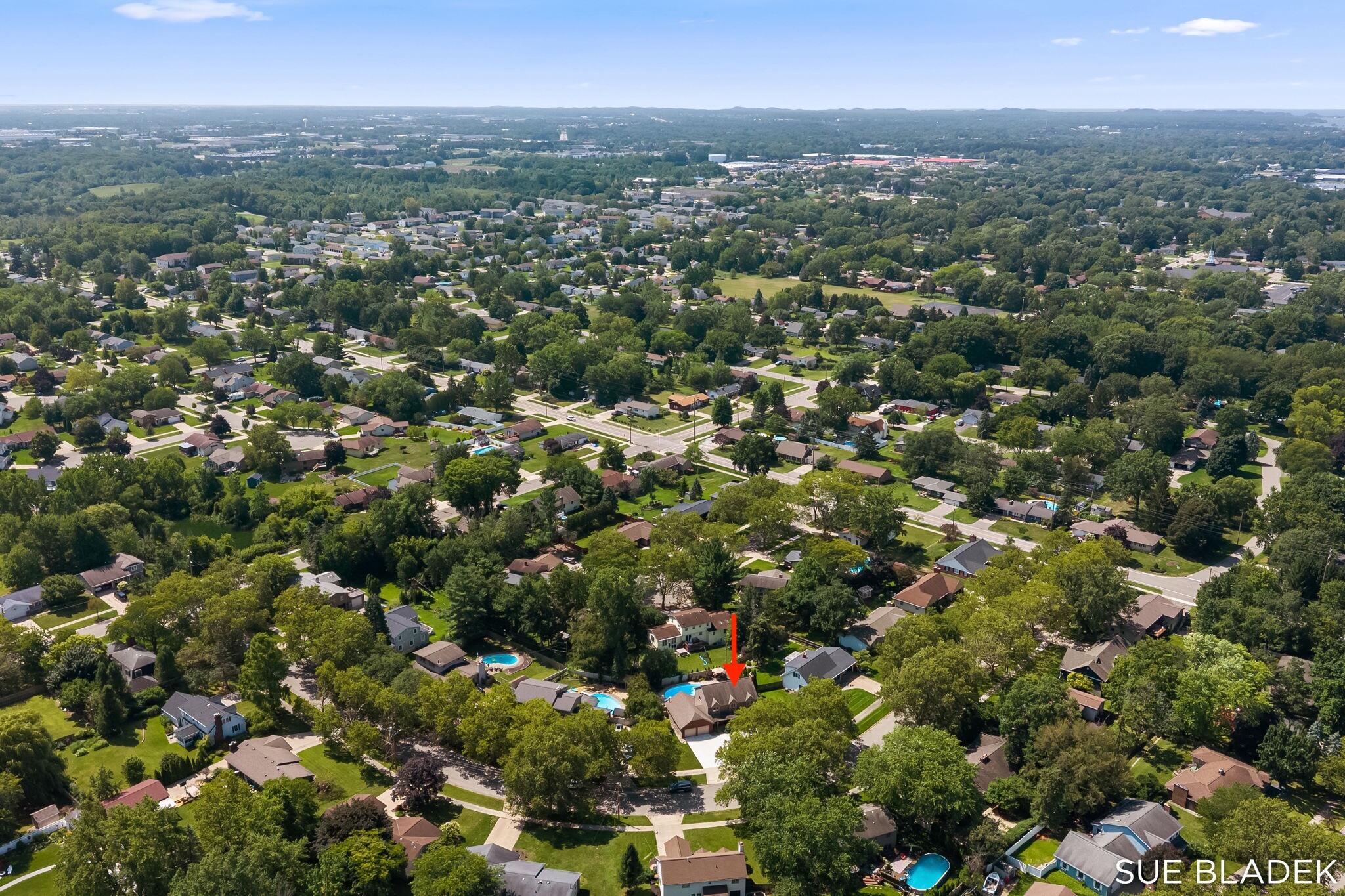 152 Sorrento Drive Holland MI 49423