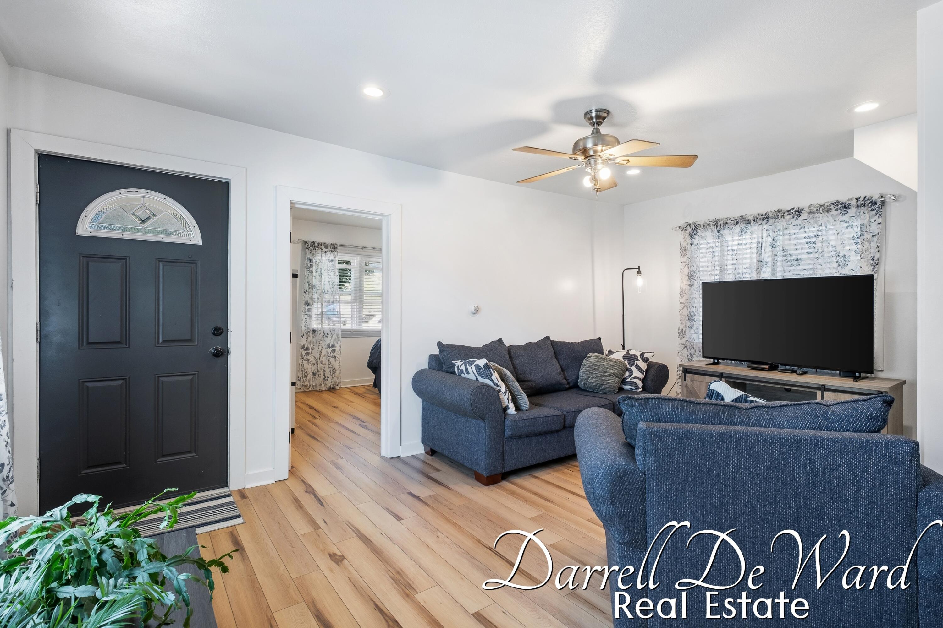 916 Lincoln Avenue NW Grand Rapids MI 49504