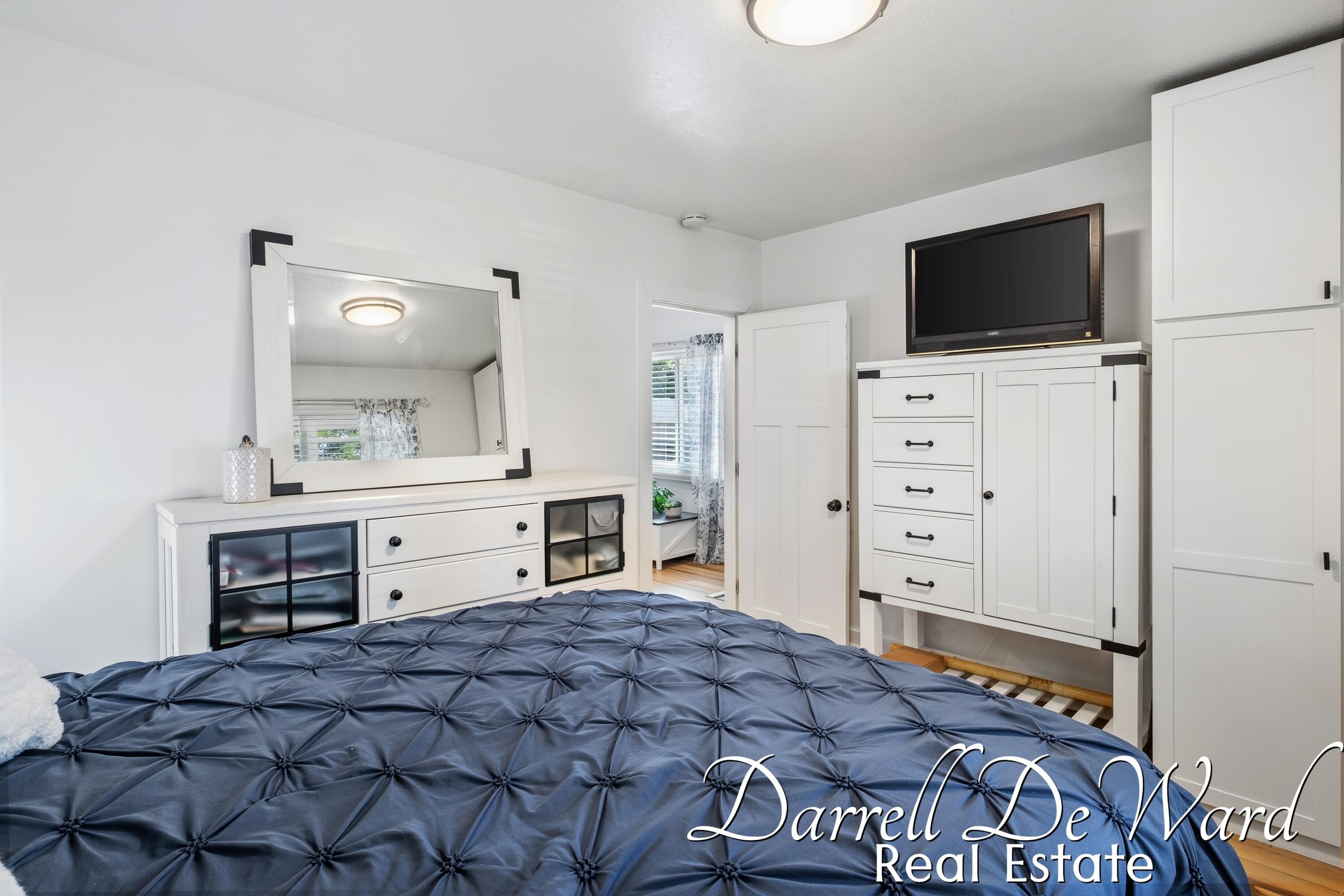 916 Lincoln Avenue NW Grand Rapids MI 49504