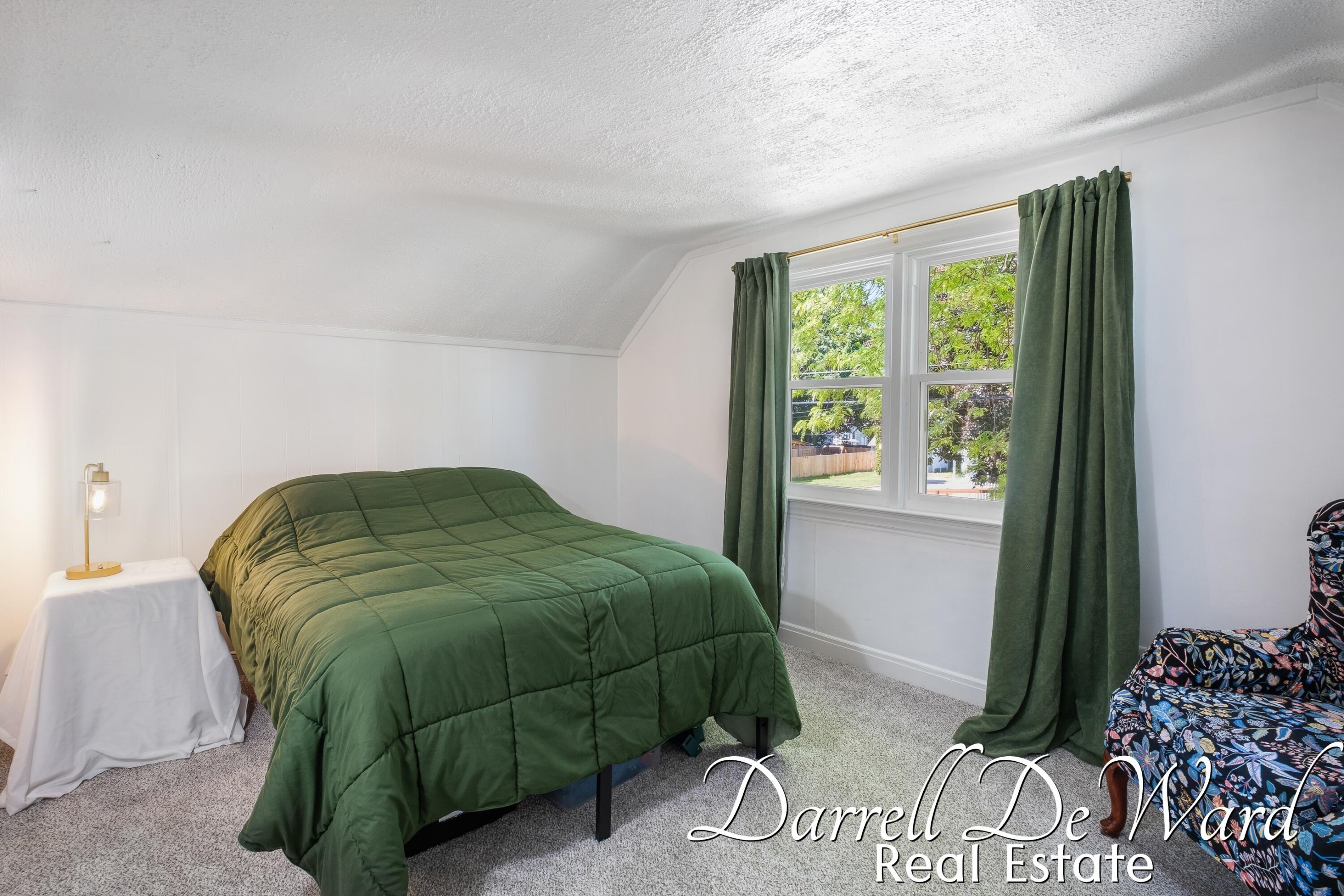 916 Lincoln Avenue NW Grand Rapids MI 49504