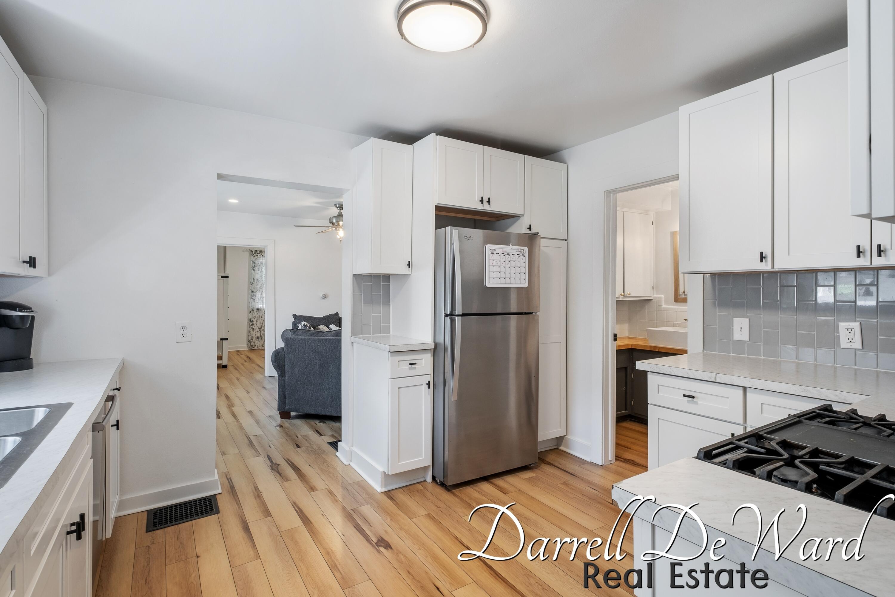 916 Lincoln Avenue NW Grand Rapids MI 49504