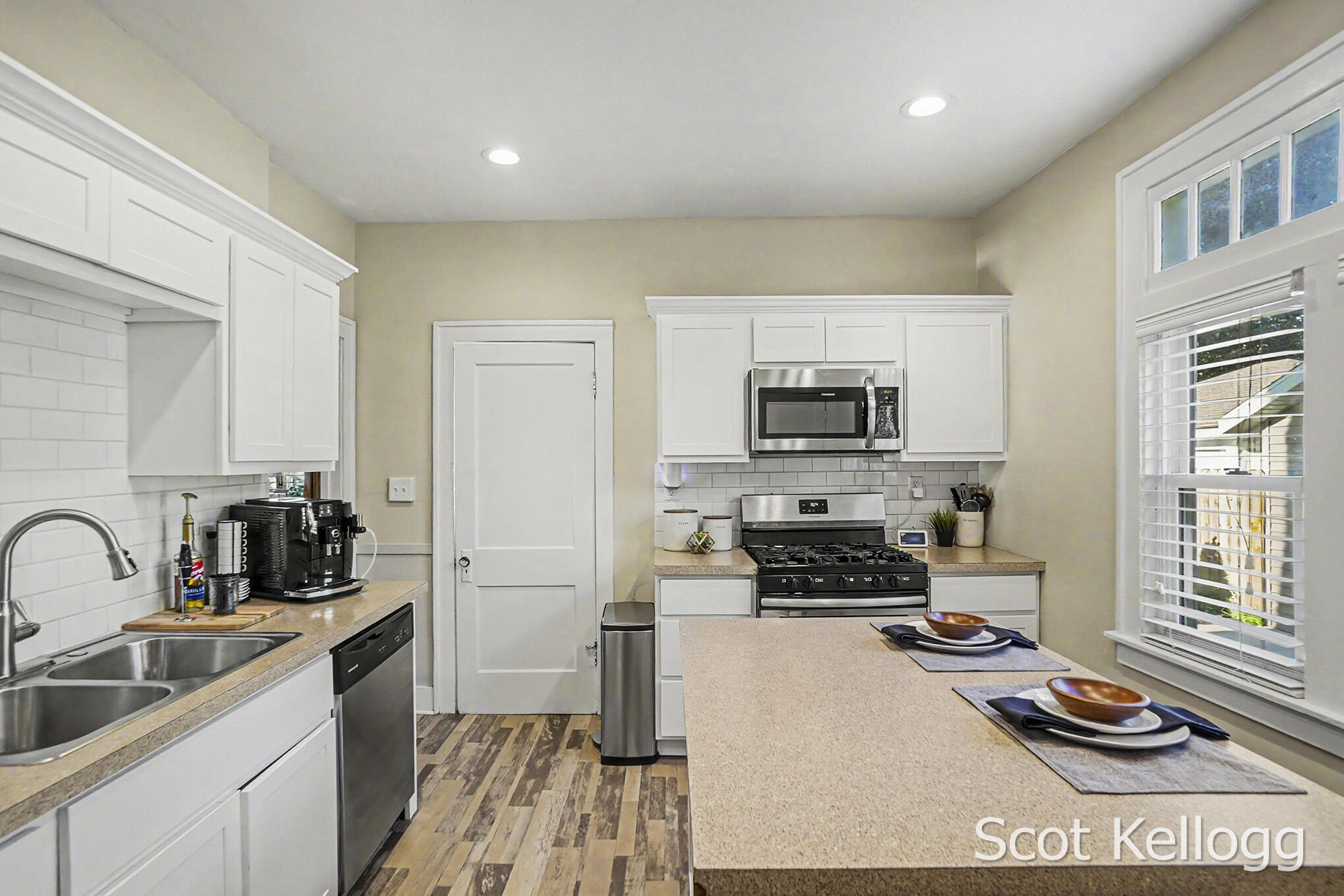 1821 Collins Avenue SE Grand Rapids MI 49507
