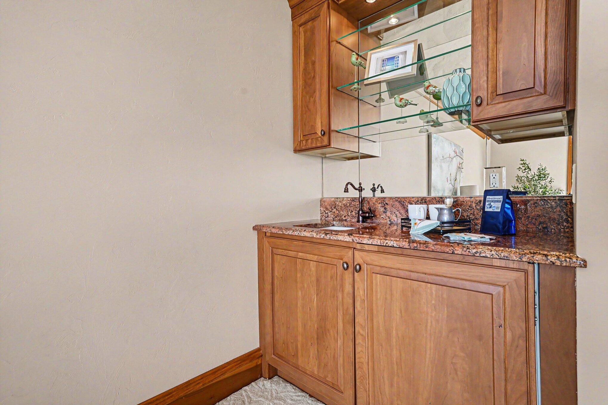 14848 152nd Avenue Grand Haven MI 49417