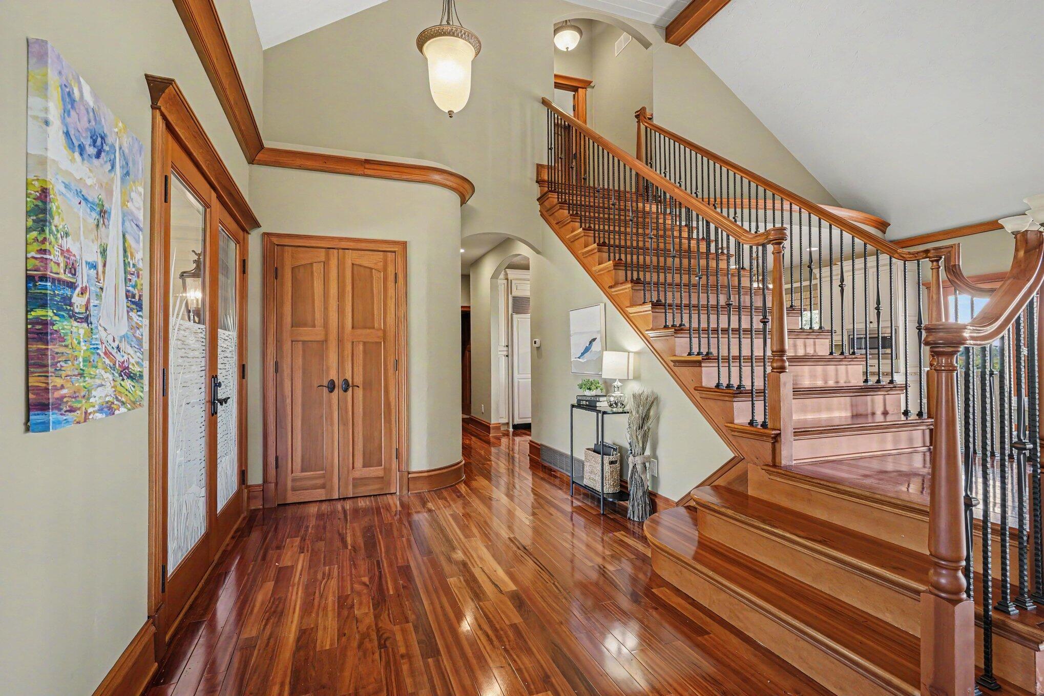14848 152nd Avenue Grand Haven MI 49417