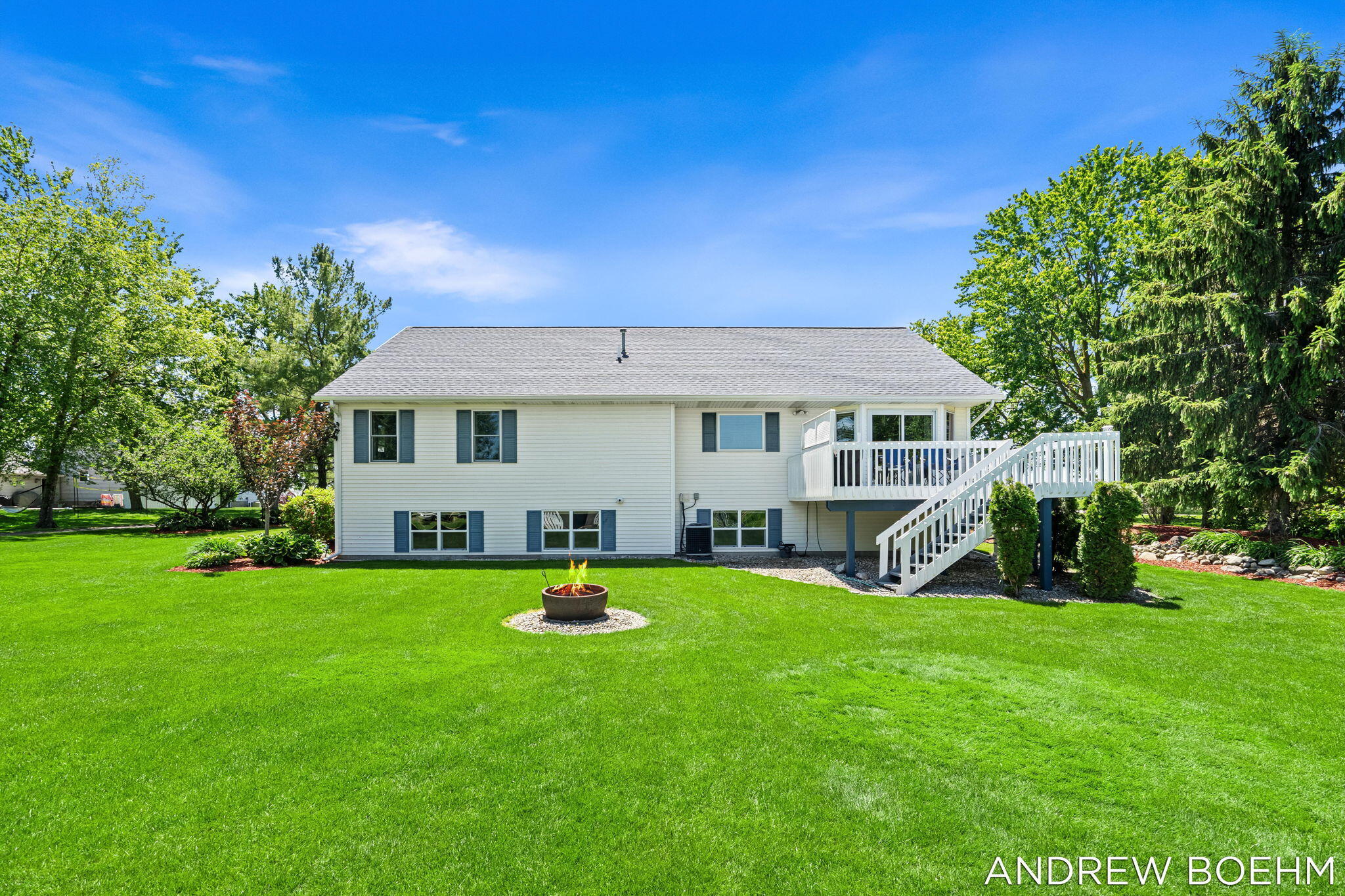 6141 Adams Street Zeeland MI 49464