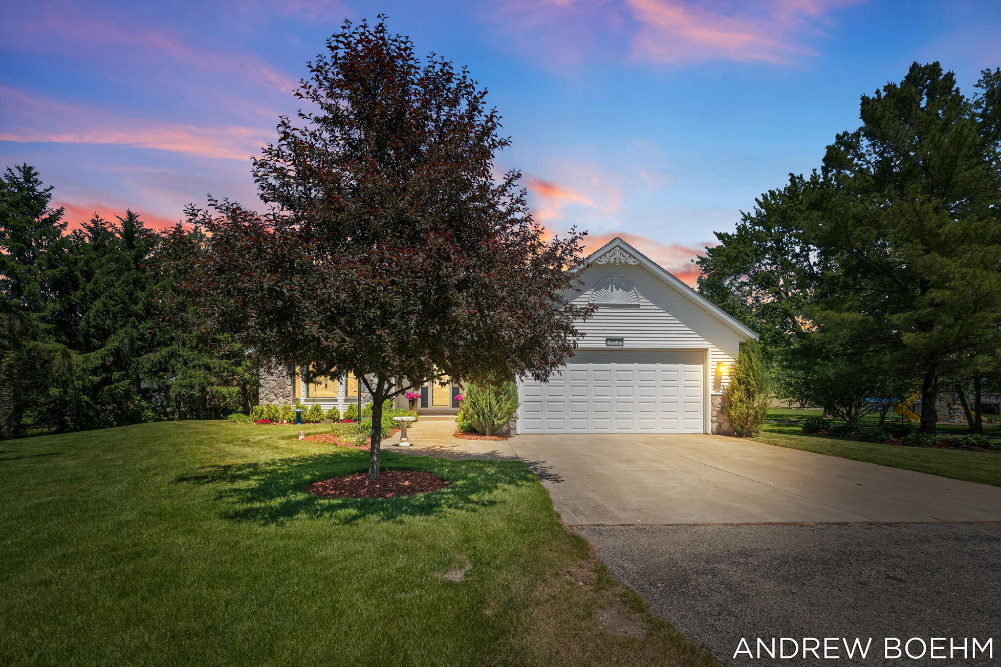 6141 Adams Street Zeeland MI 49464