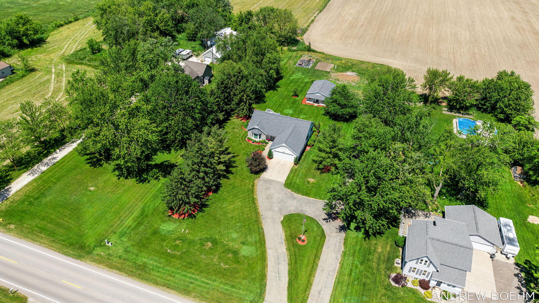 6141 Adams Street Zeeland MI 49464