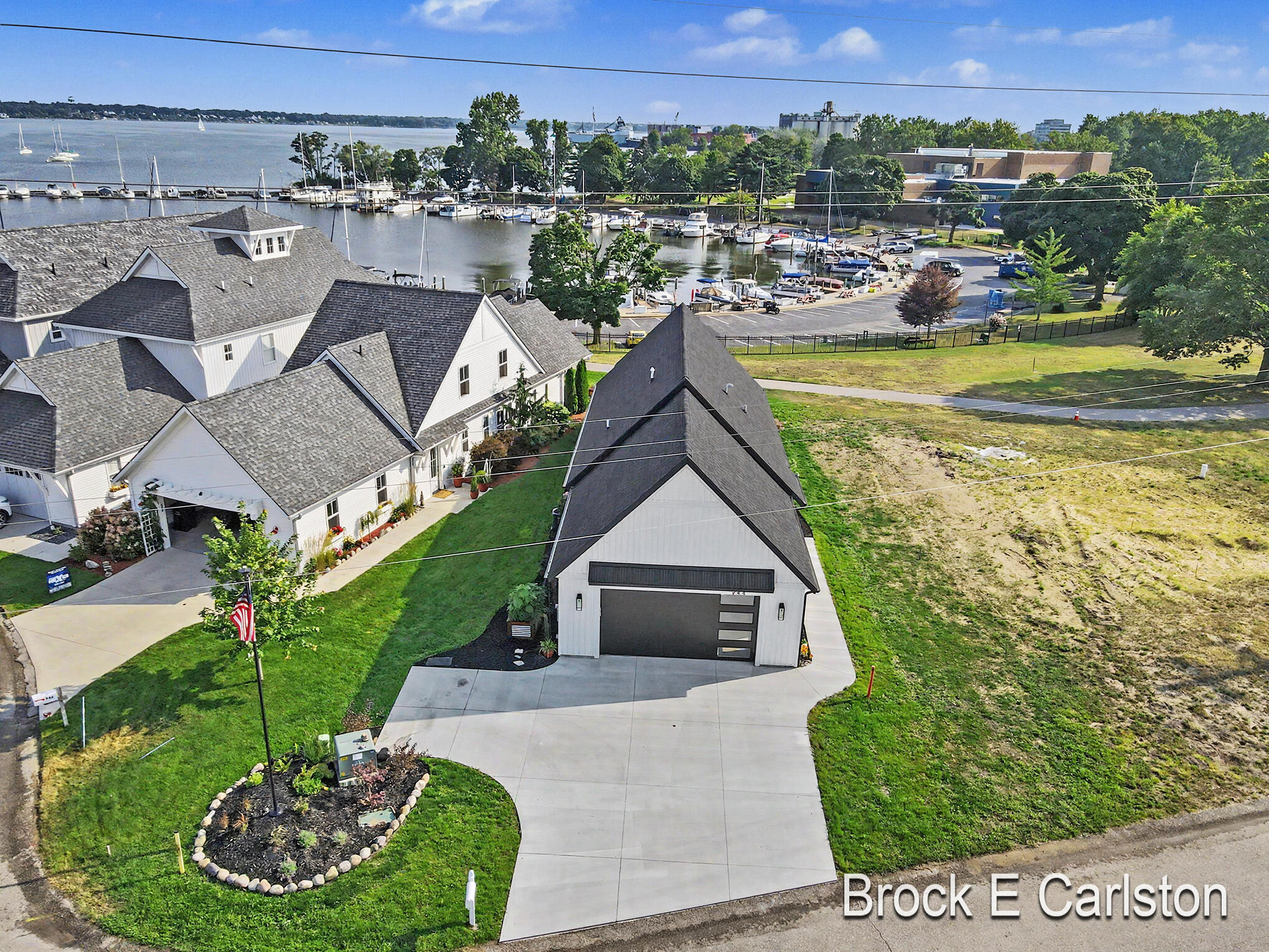 944 Boardwalk Cove Drive Muskegon MI 49441