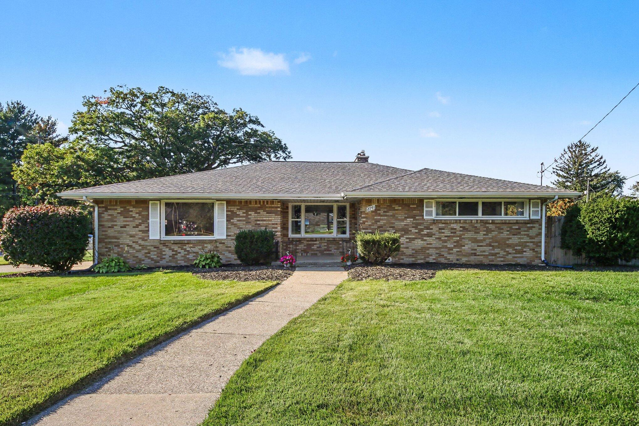 2741 Plainfield Avenue NE Grand Rapids MI 49505