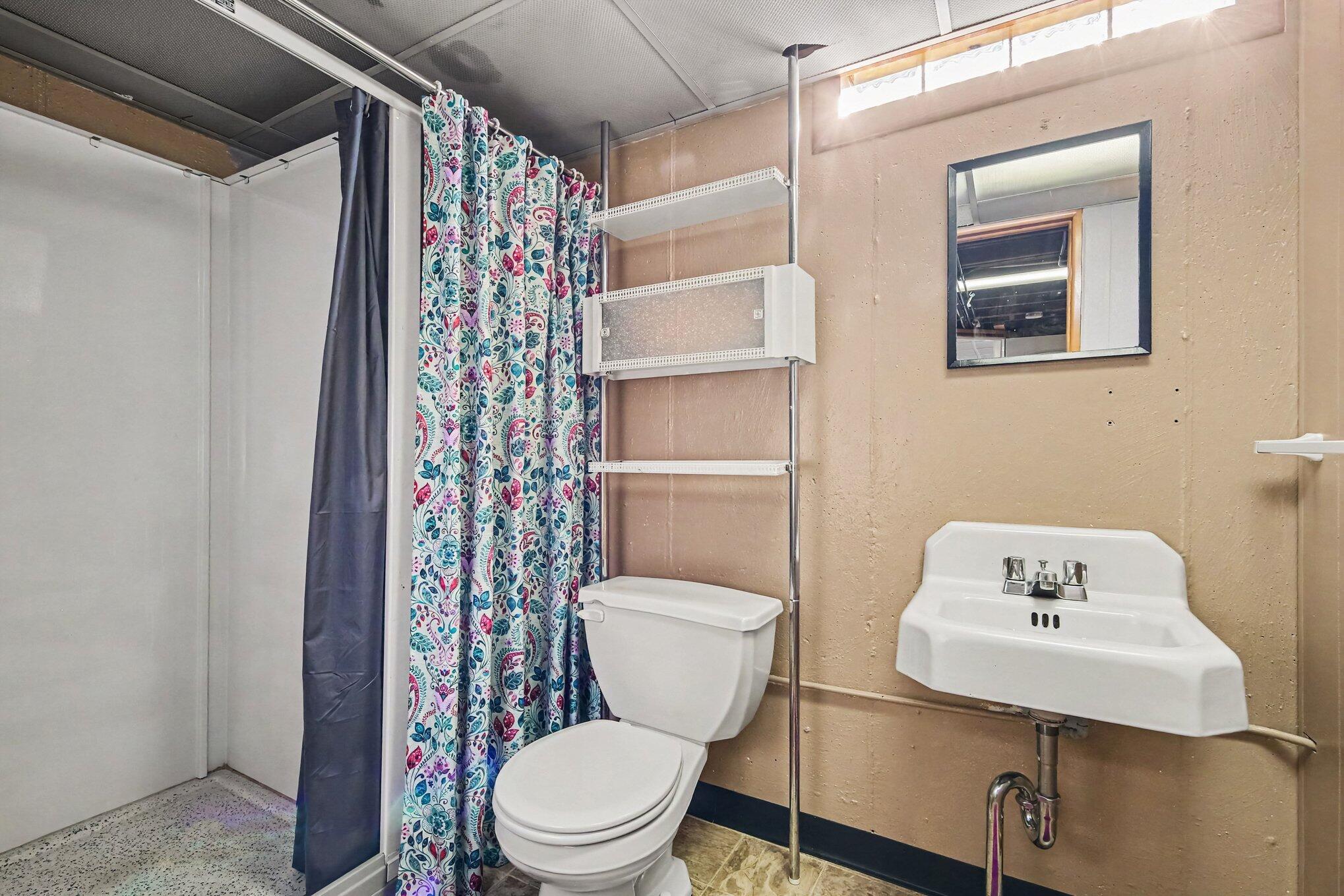 2741 Plainfield Avenue NE Grand Rapids MI 49505