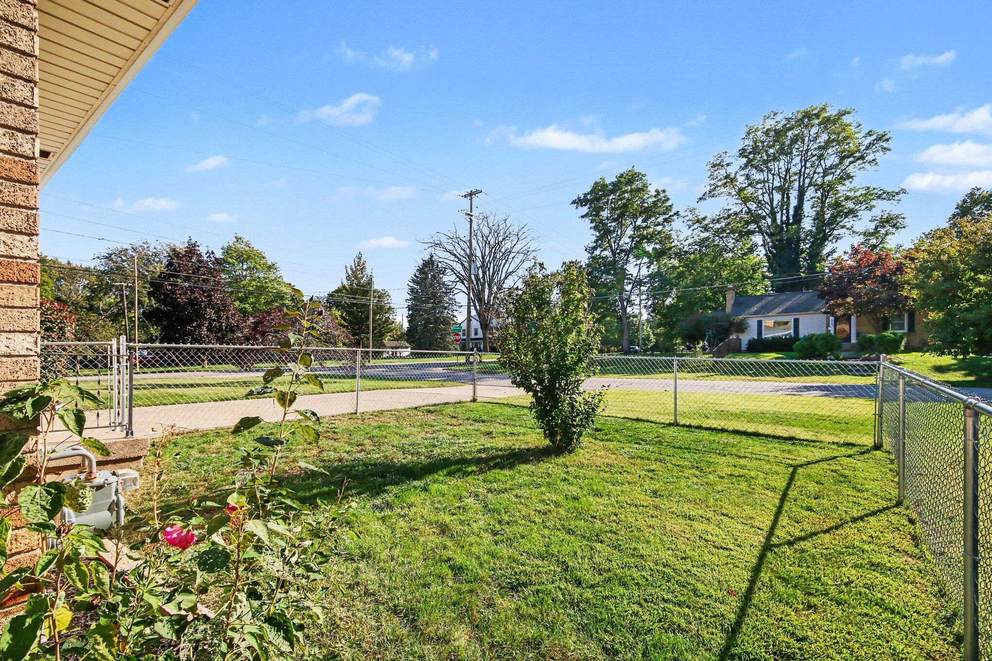 2741 Plainfield Avenue NE Grand Rapids MI 49505