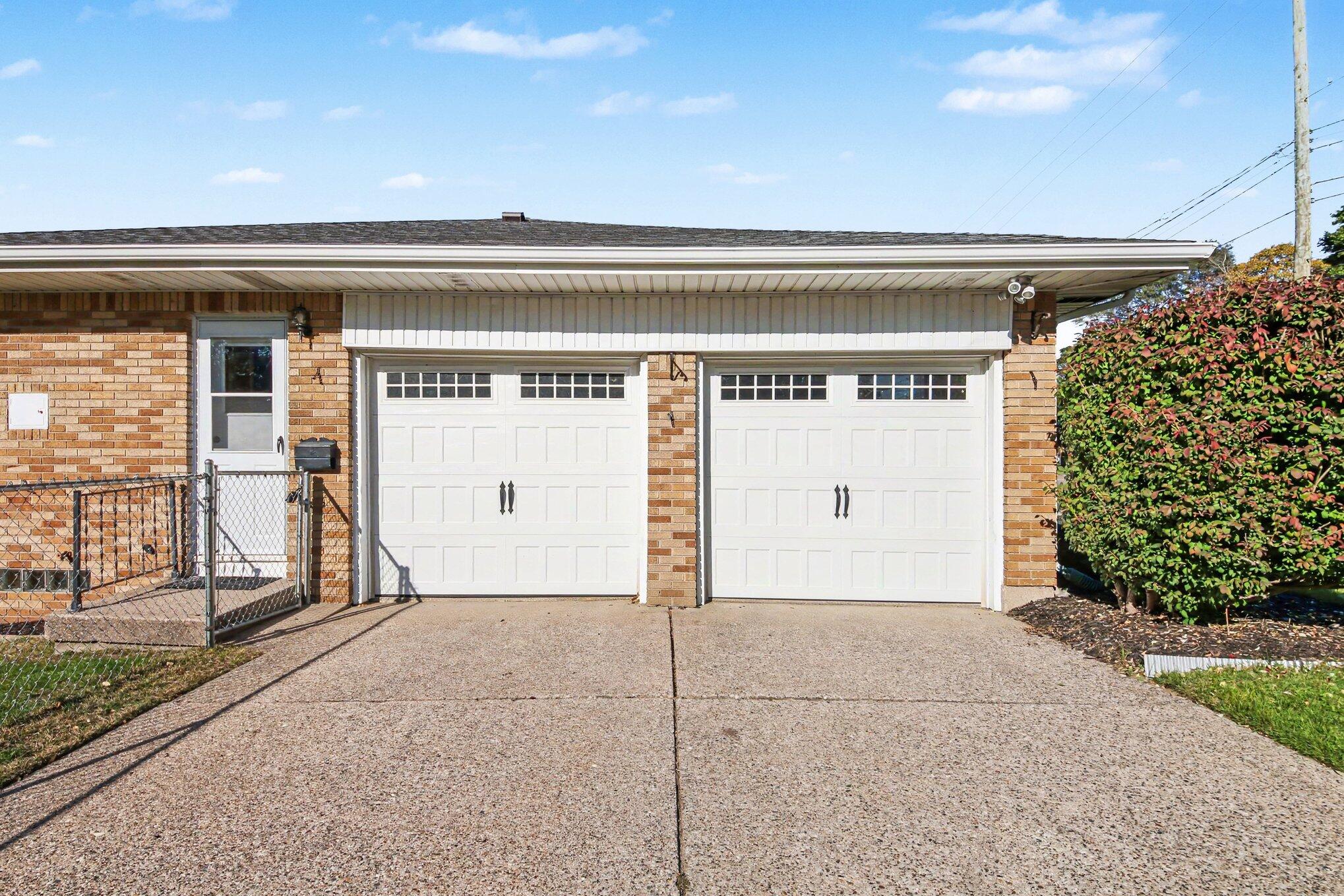 2741 Plainfield Avenue NE Grand Rapids MI 49505