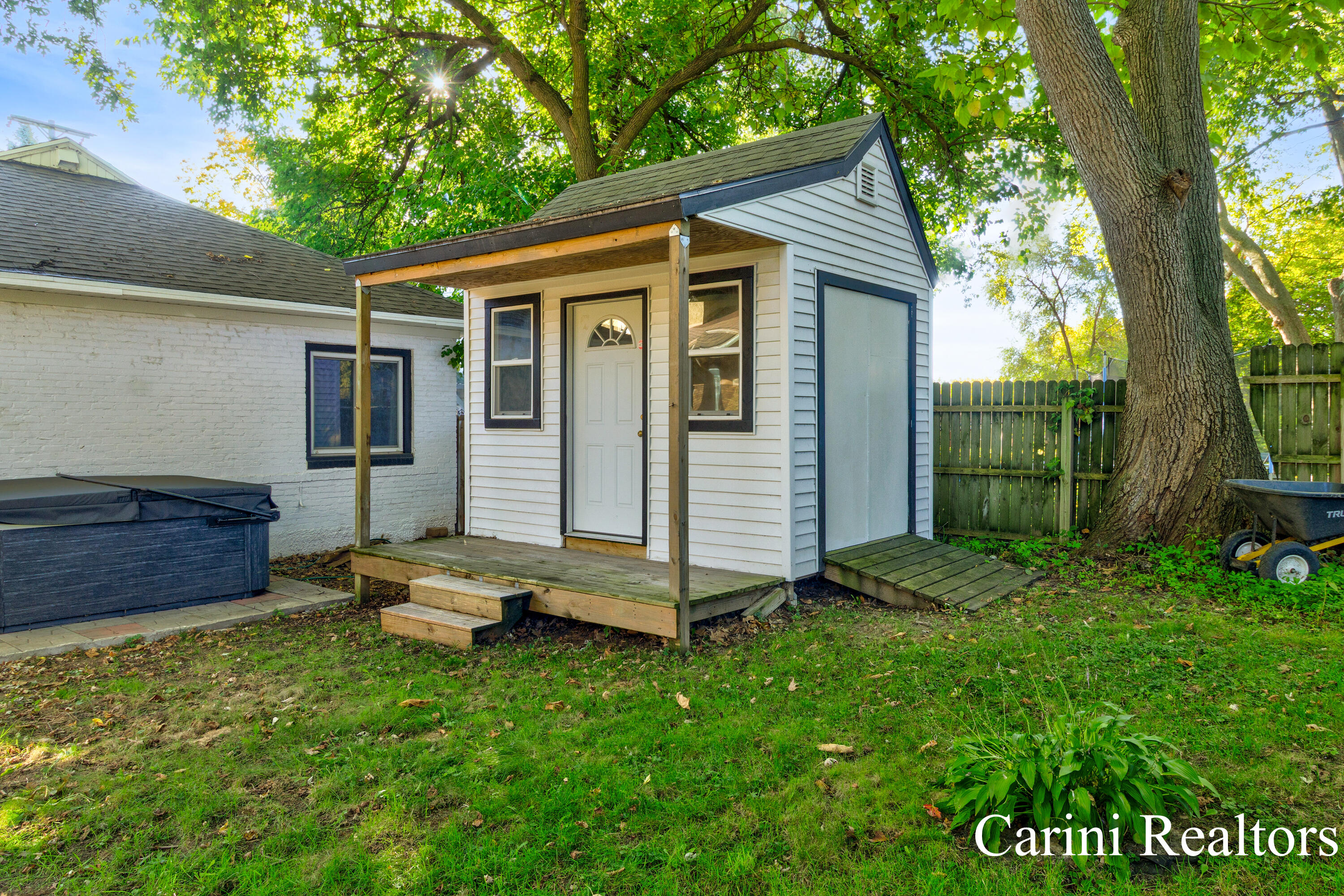 1127 Union Avenue NE Grand Rapids MI 49503