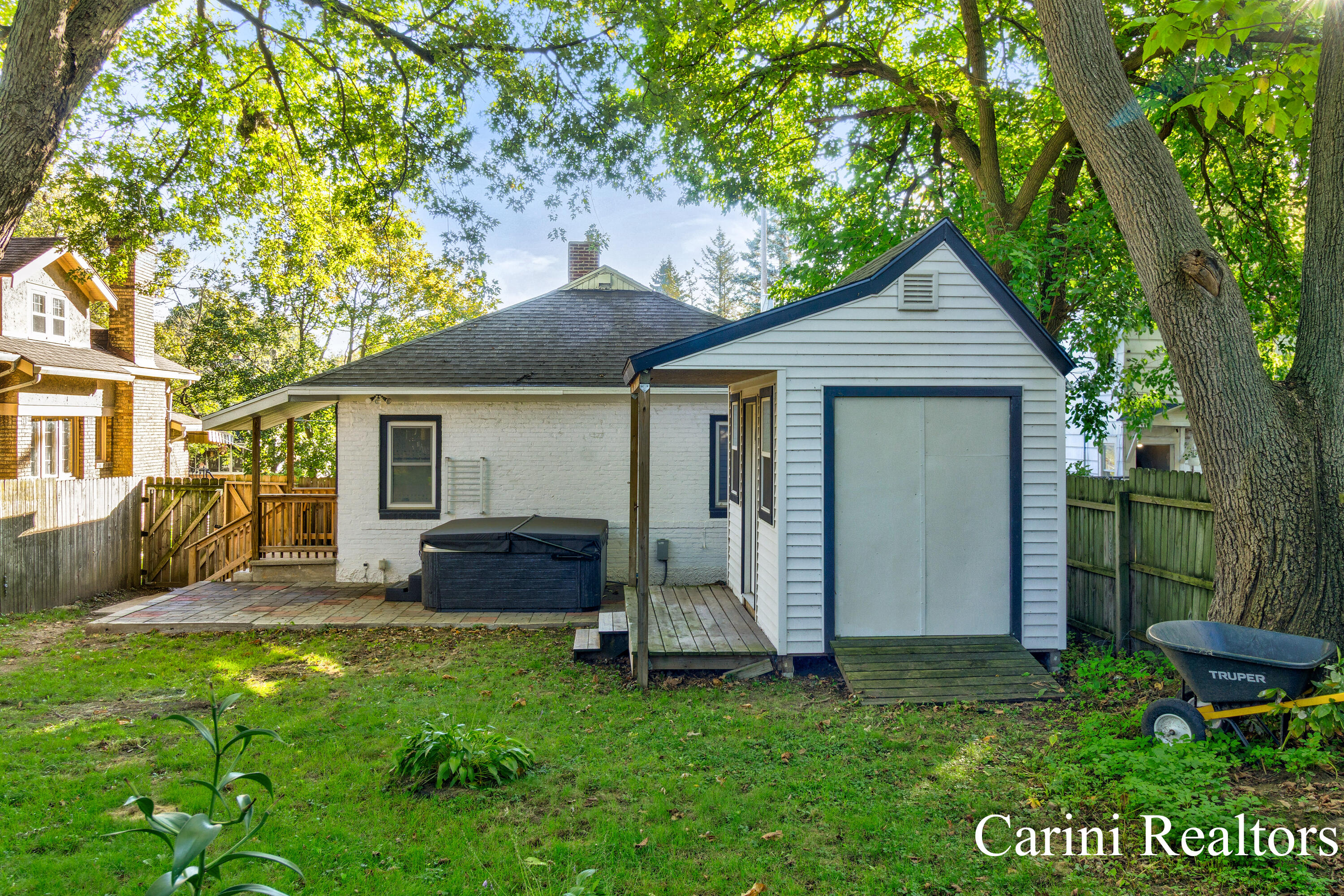 1127 Union Avenue NE Grand Rapids MI 49503