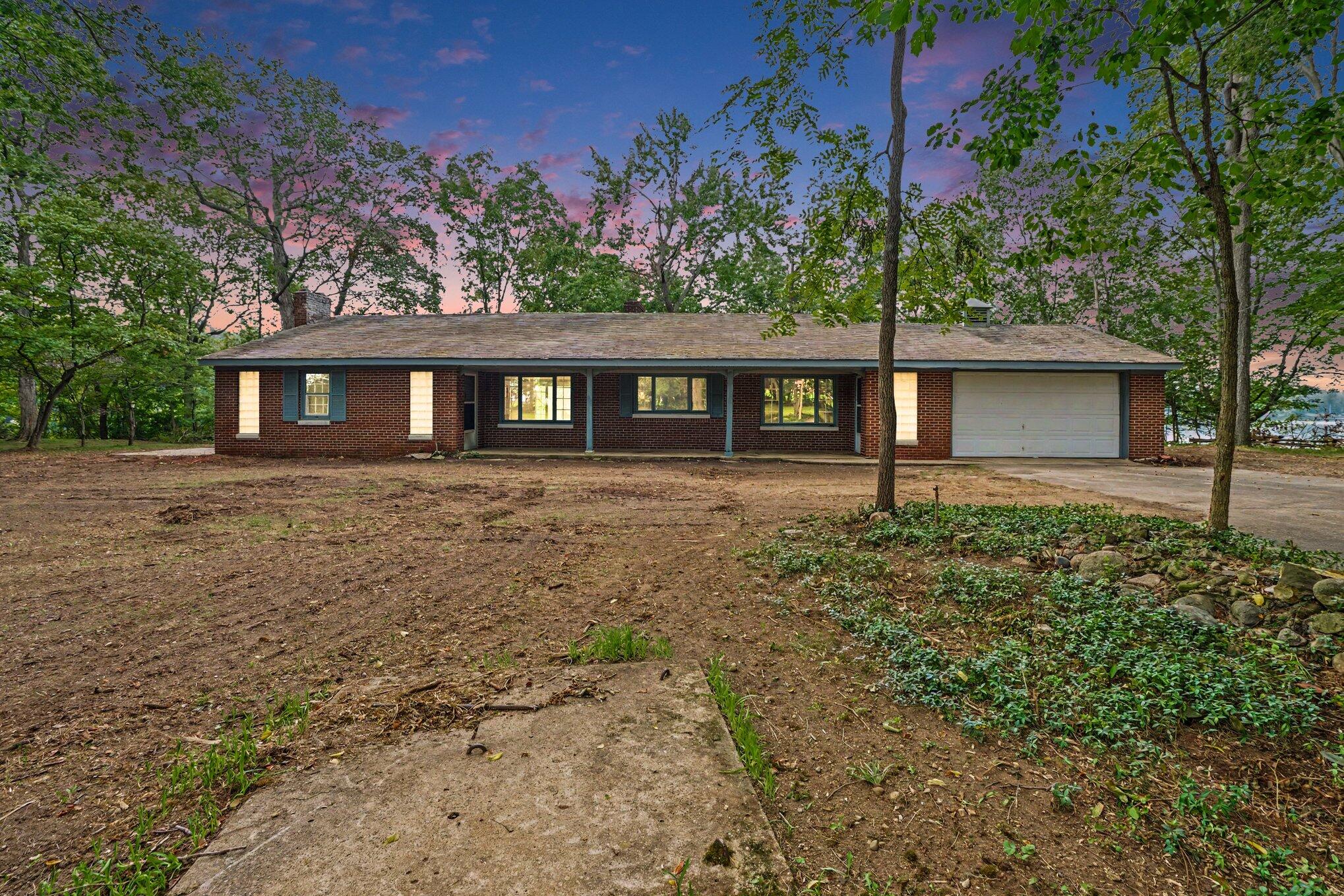 10403 S Chapin Lane Berrien Springs MI 49103
