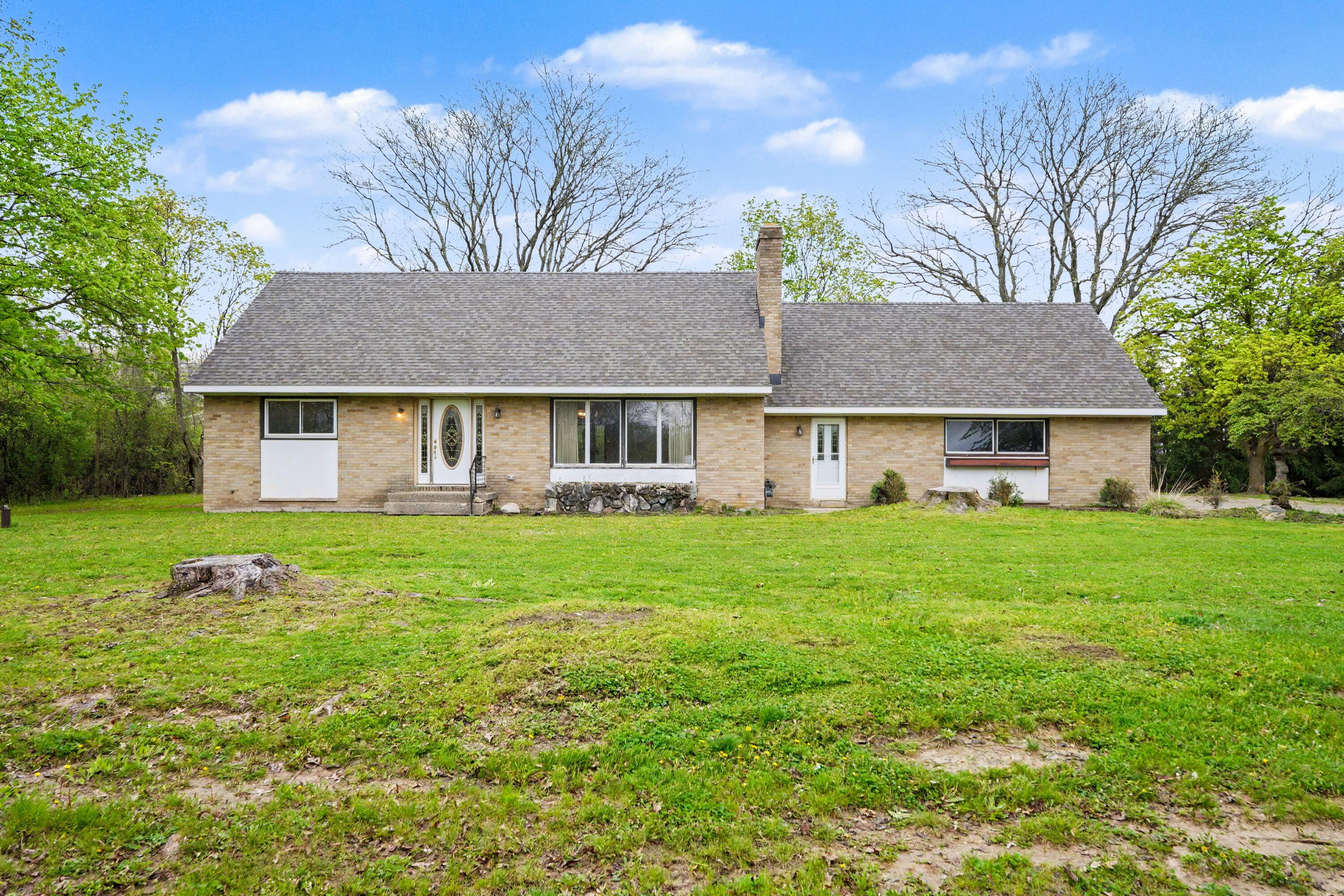 2120 Leffingwell Avenue NE Grand Rapids MI 49525