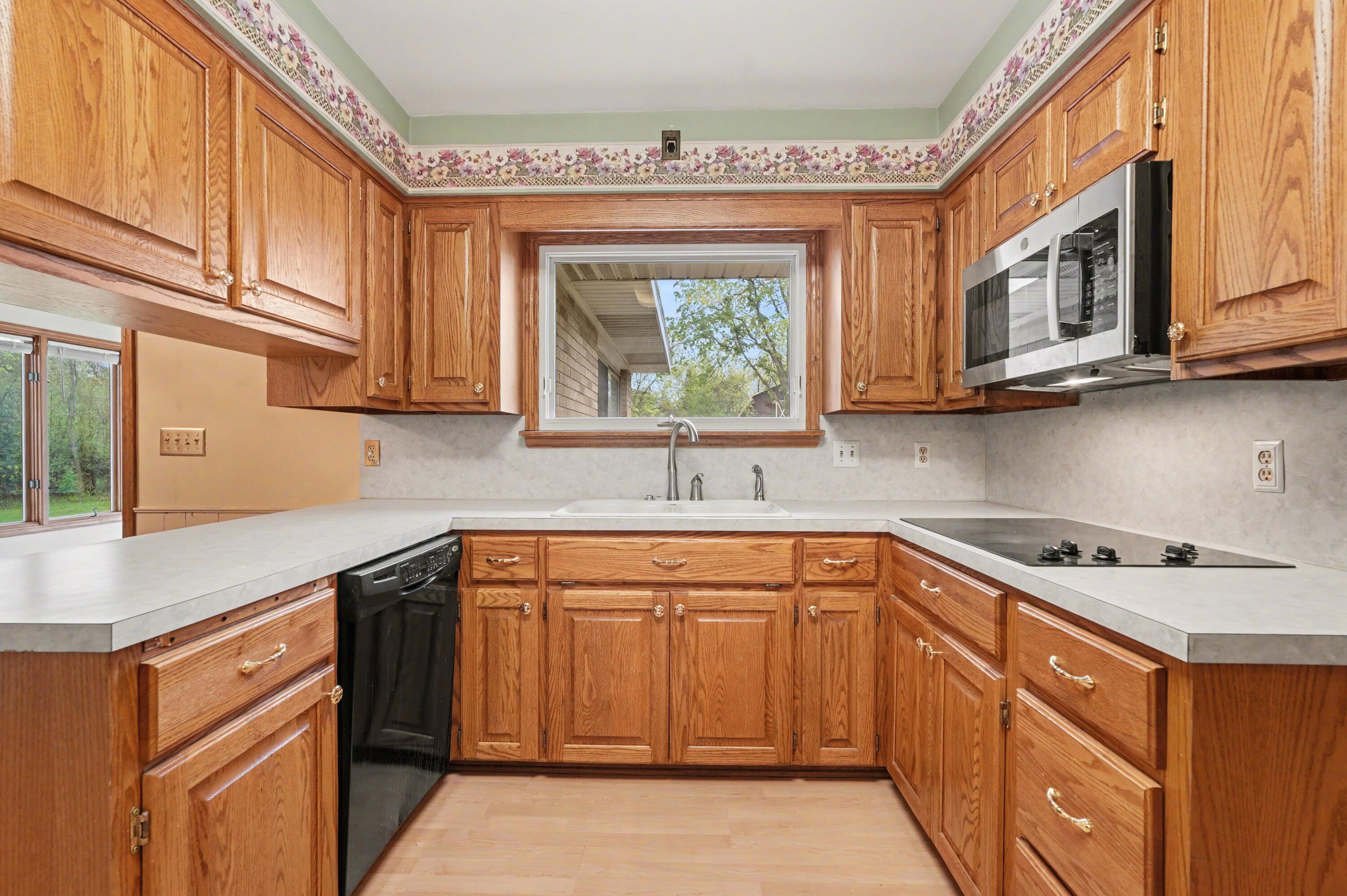 2120 Leffingwell Avenue NE Grand Rapids MI 49525