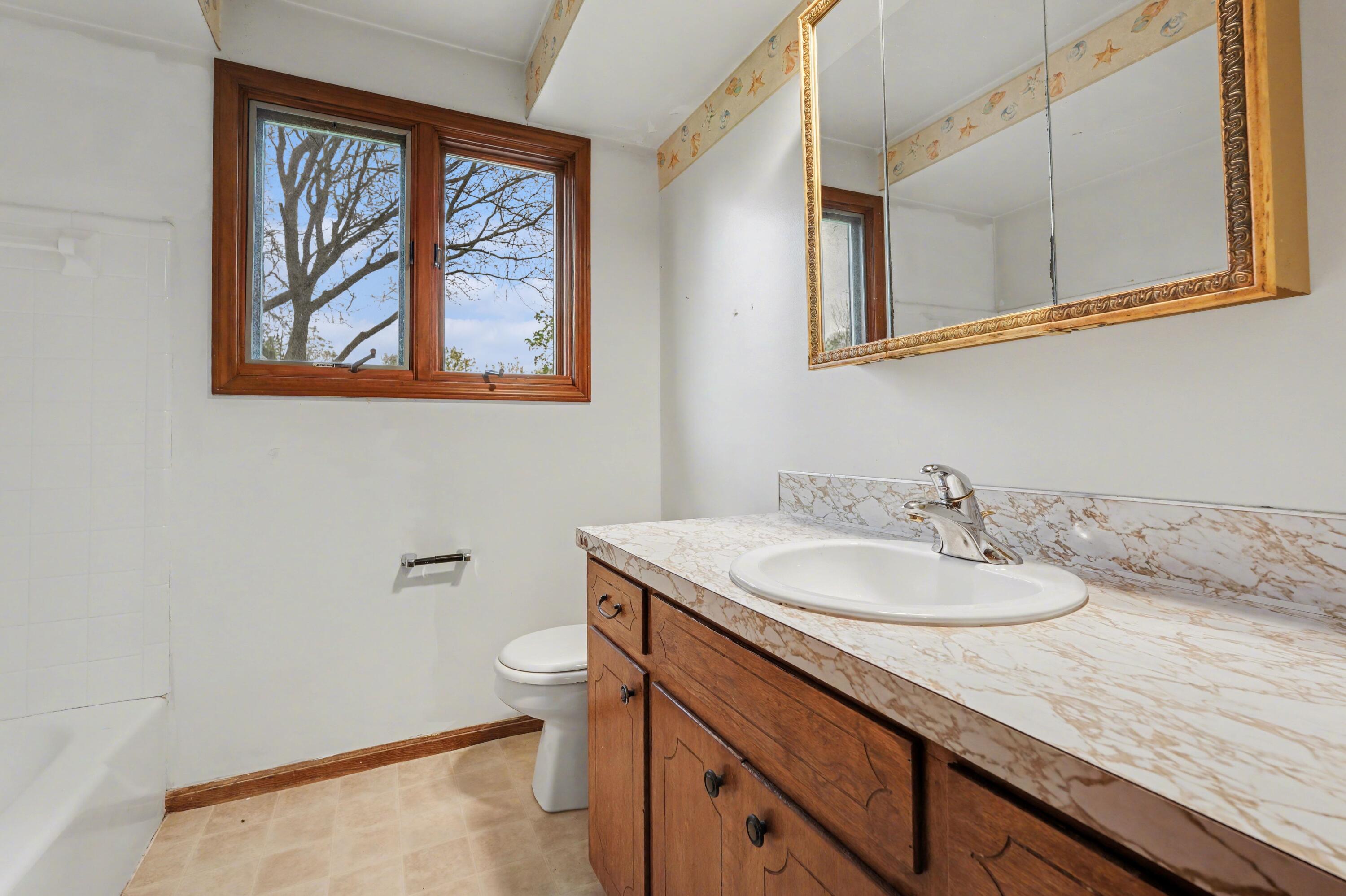 2120 Leffingwell Avenue NE Grand Rapids MI 49525