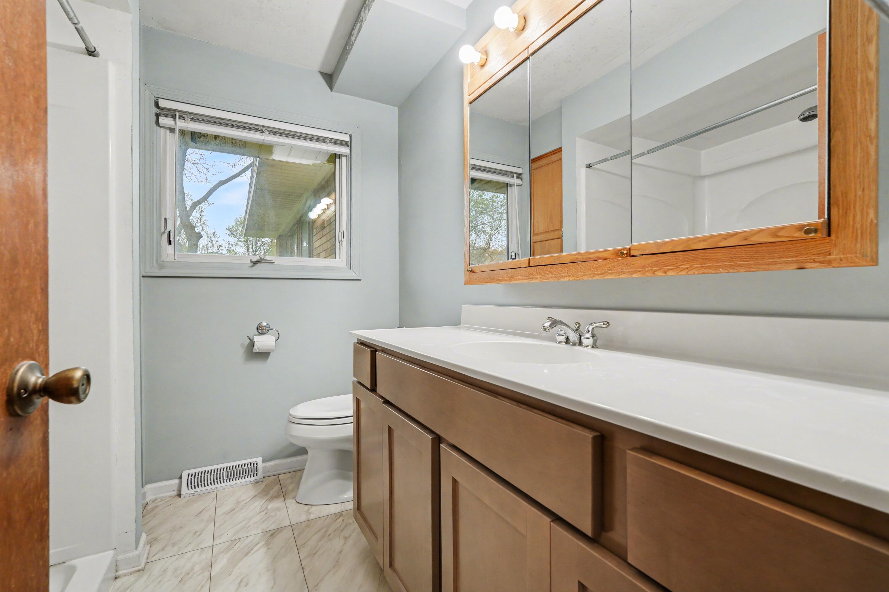 2120 Leffingwell Avenue NE Grand Rapids MI 49525
