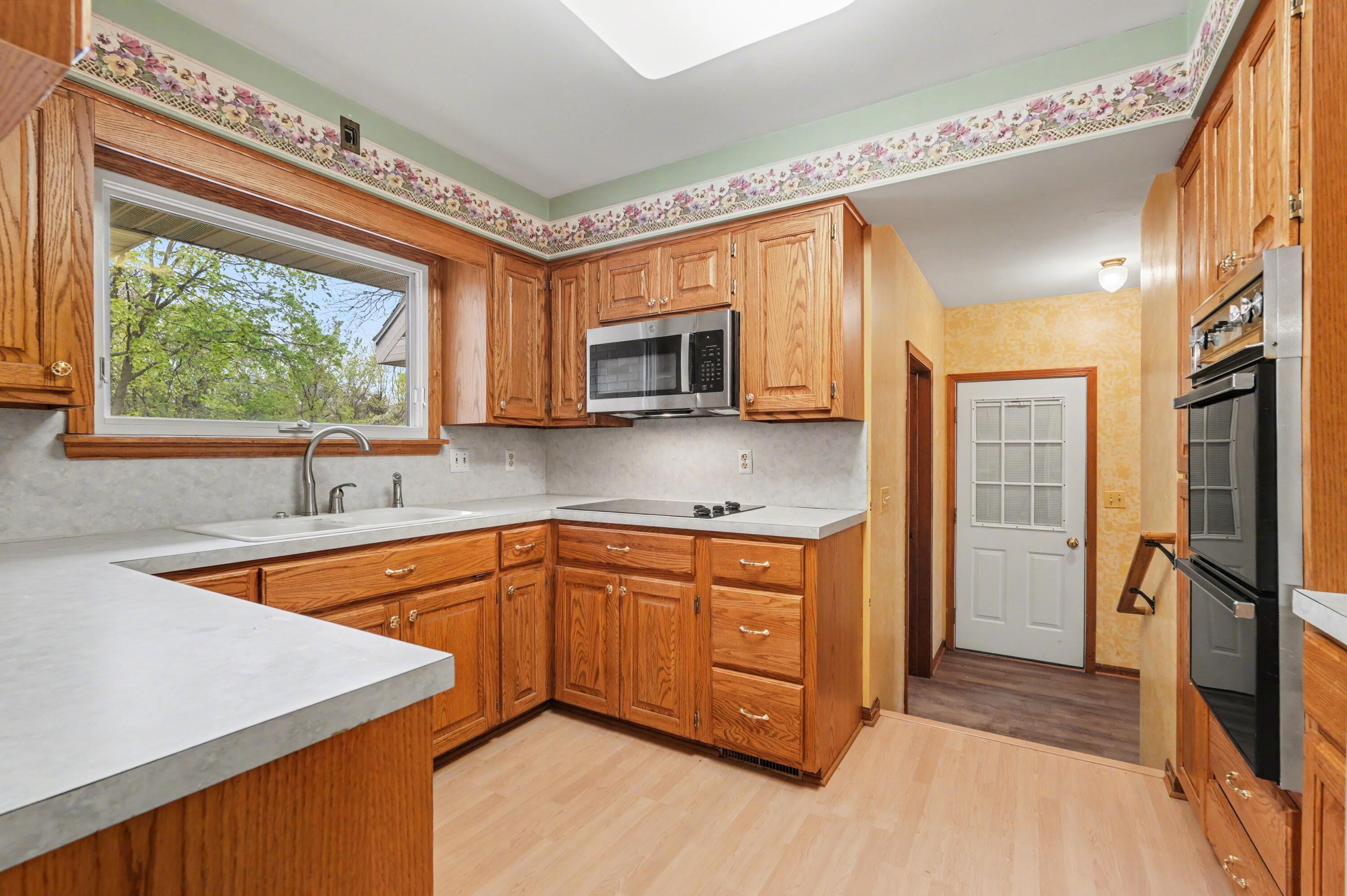 2120 Leffingwell Avenue NE Grand Rapids MI 49525
