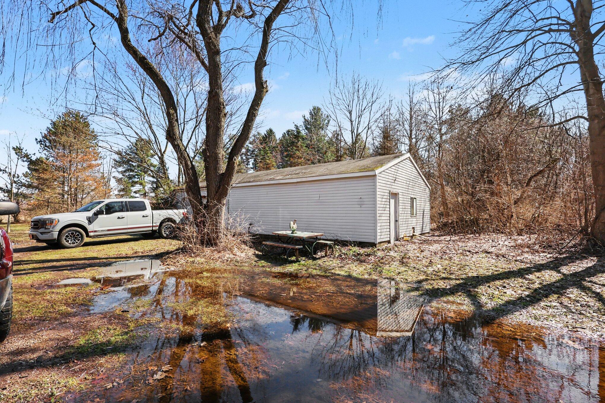 2738 64th Street Fennville MI 49408