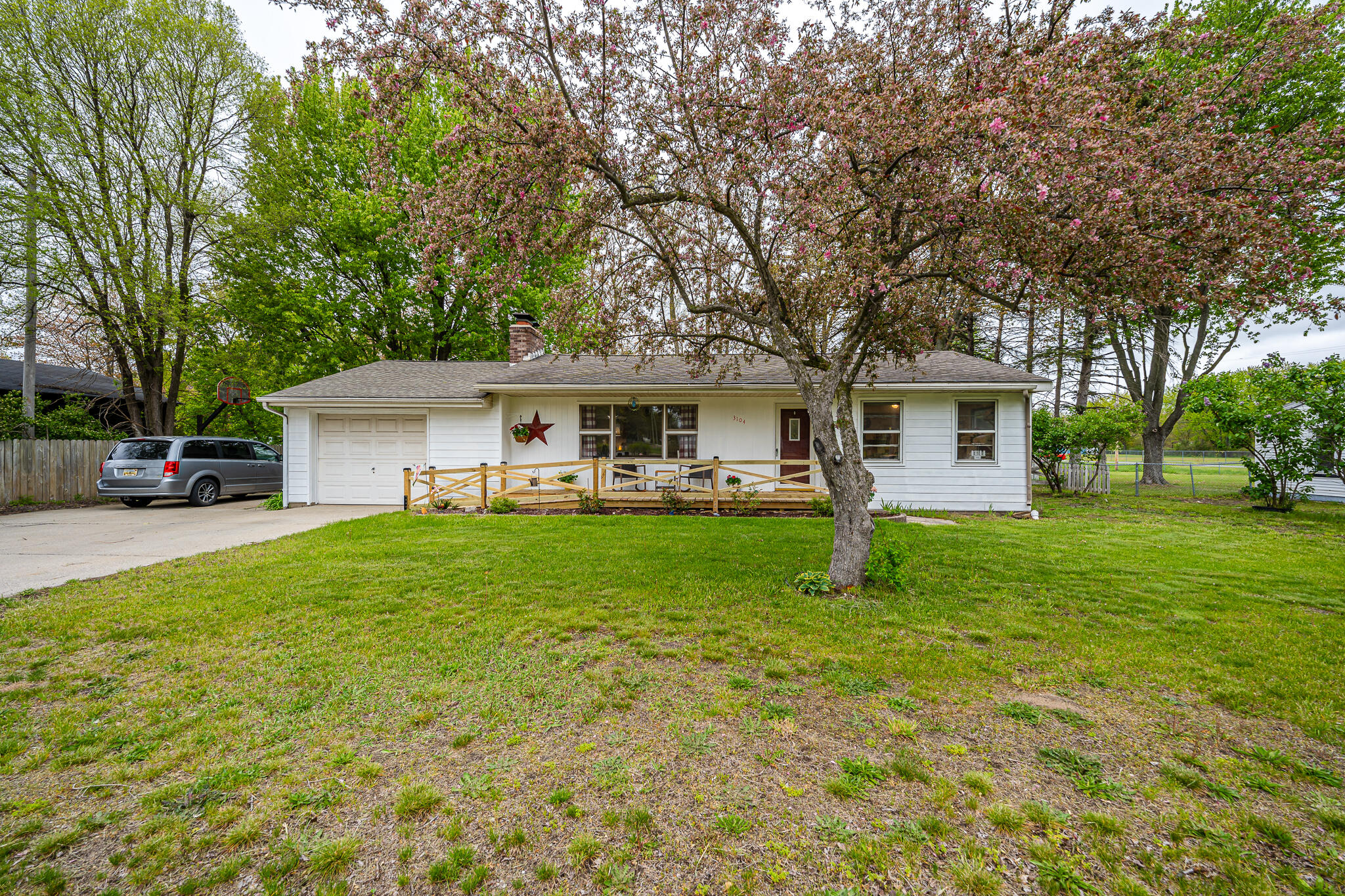 3104 E Apple Avenue Muskegon MI 49442