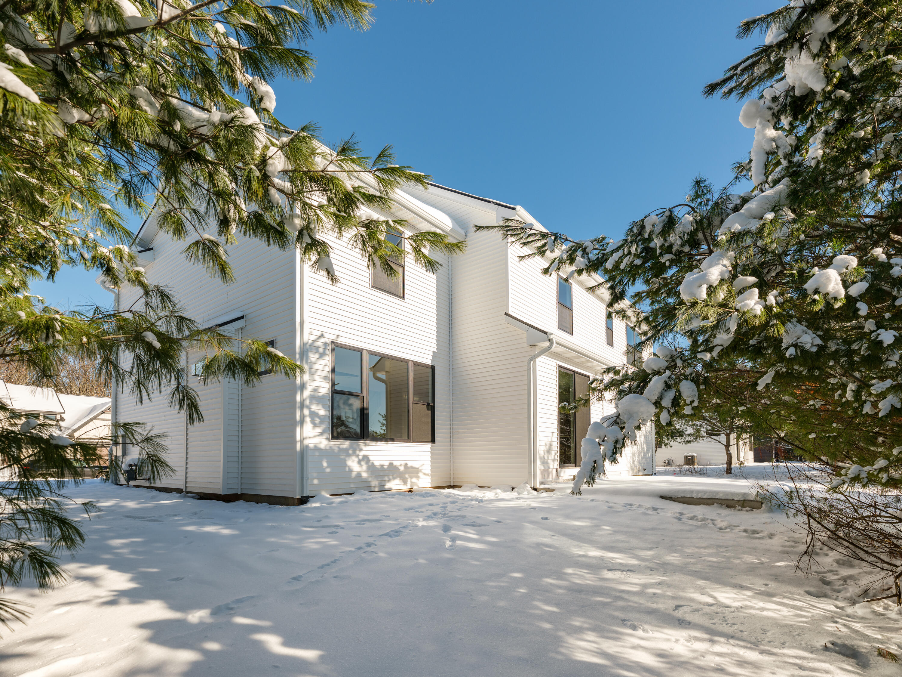 2685 Ashford Trail Portage MI 49024