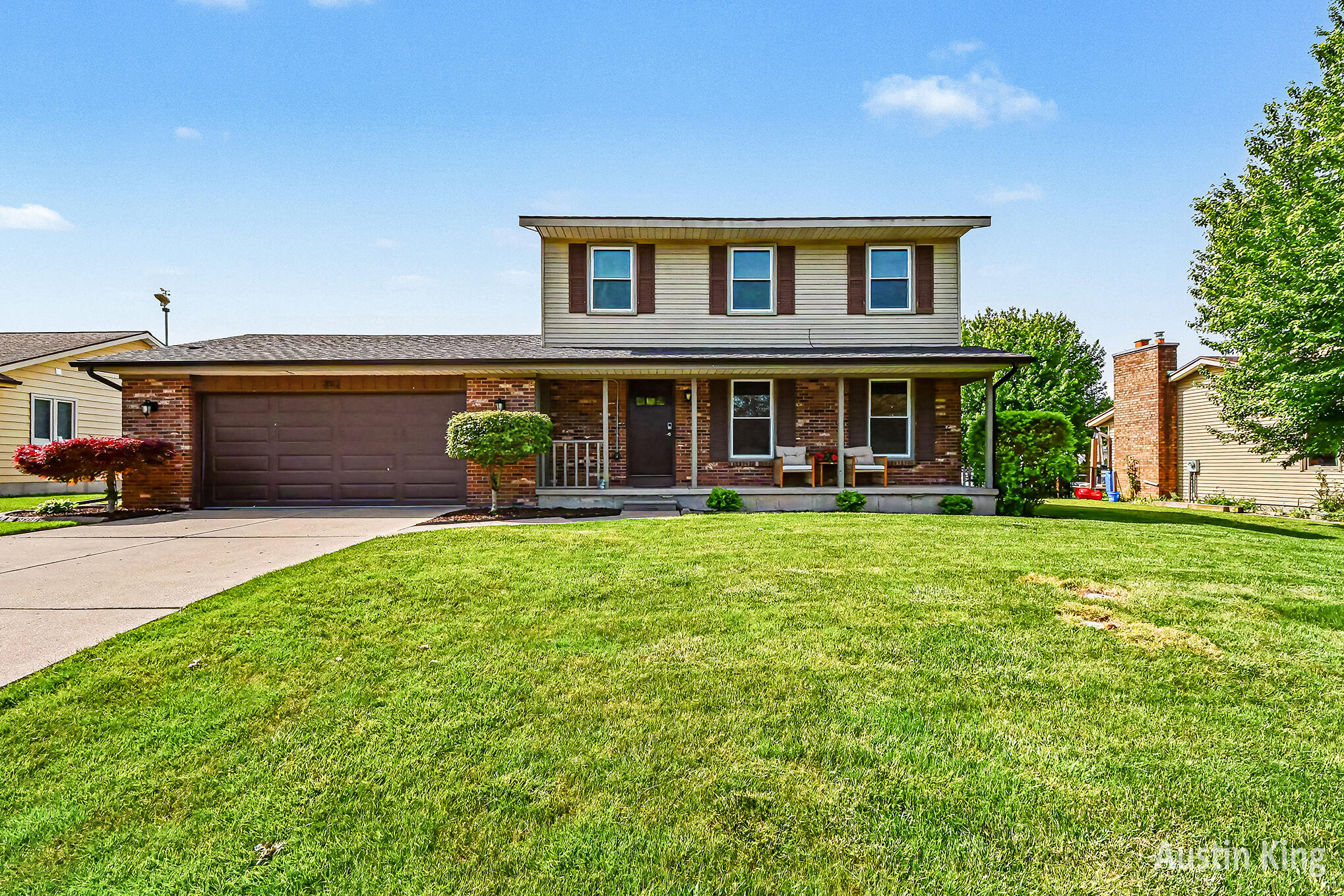 2182 Jamestown Drive SE Grand Rapids MI 49508