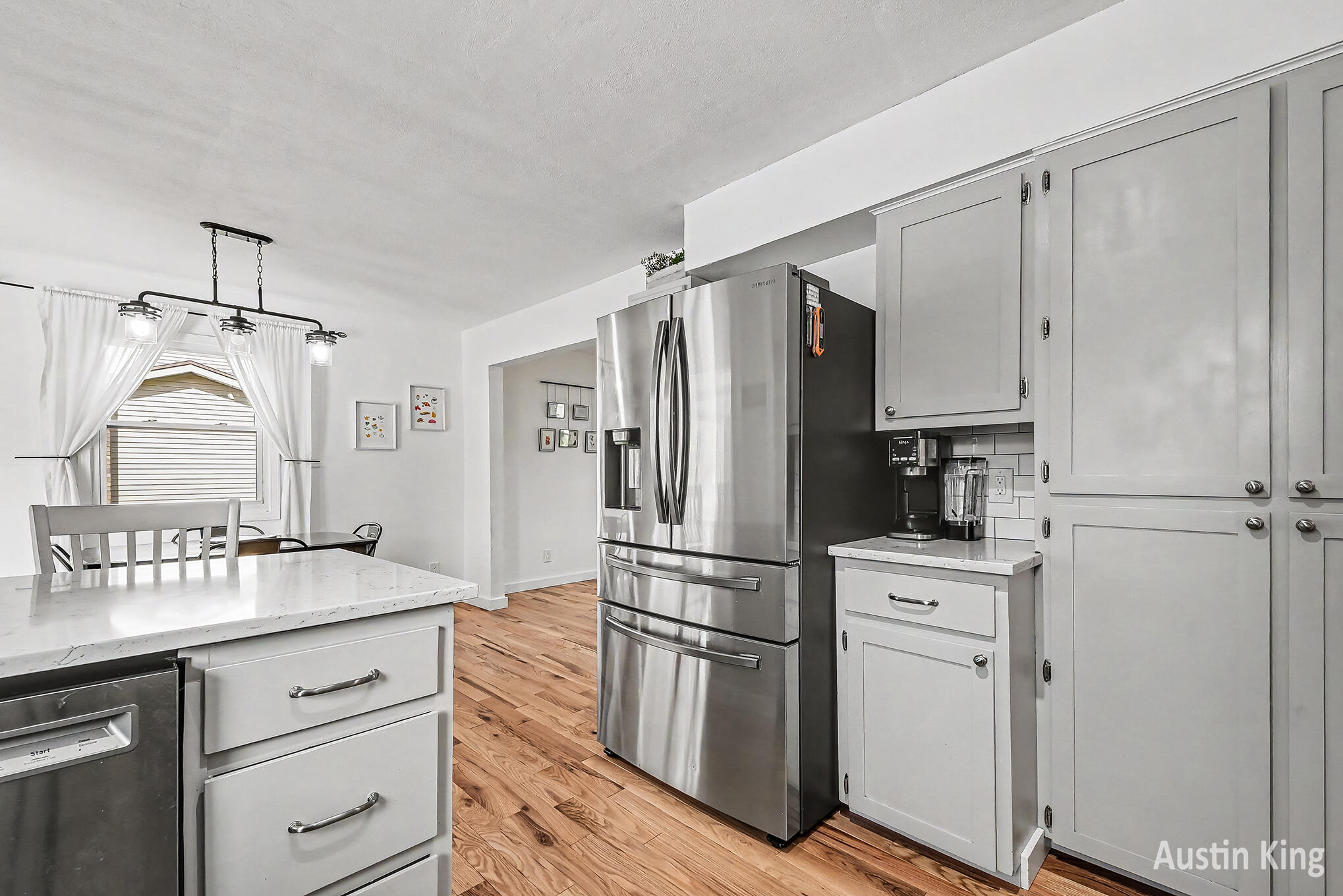 2182 Jamestown Drive SE Grand Rapids MI 49508