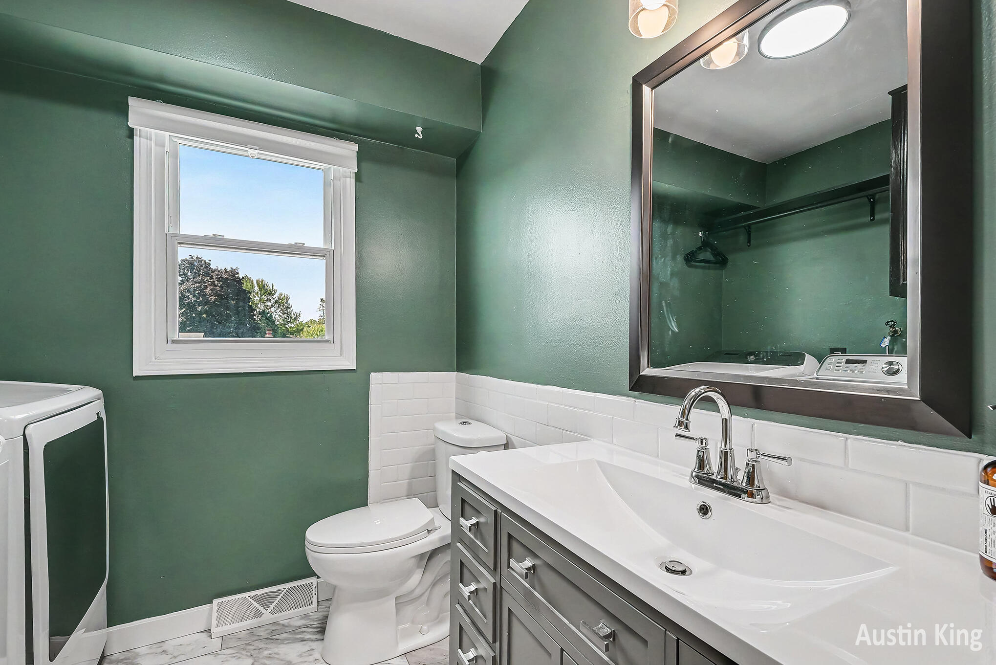 2182 Jamestown Drive SE Grand Rapids MI 49508