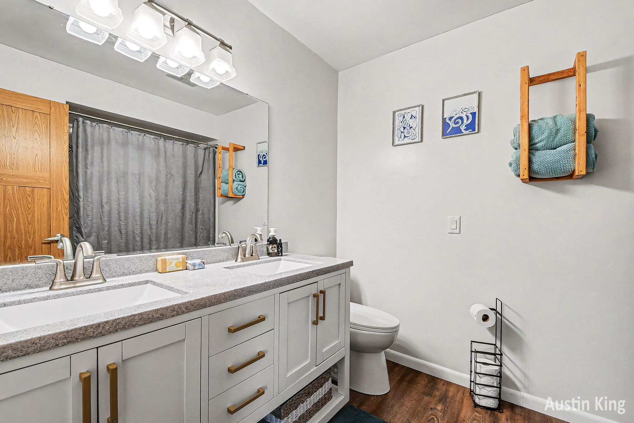 2182 Jamestown Drive SE Grand Rapids MI 49508