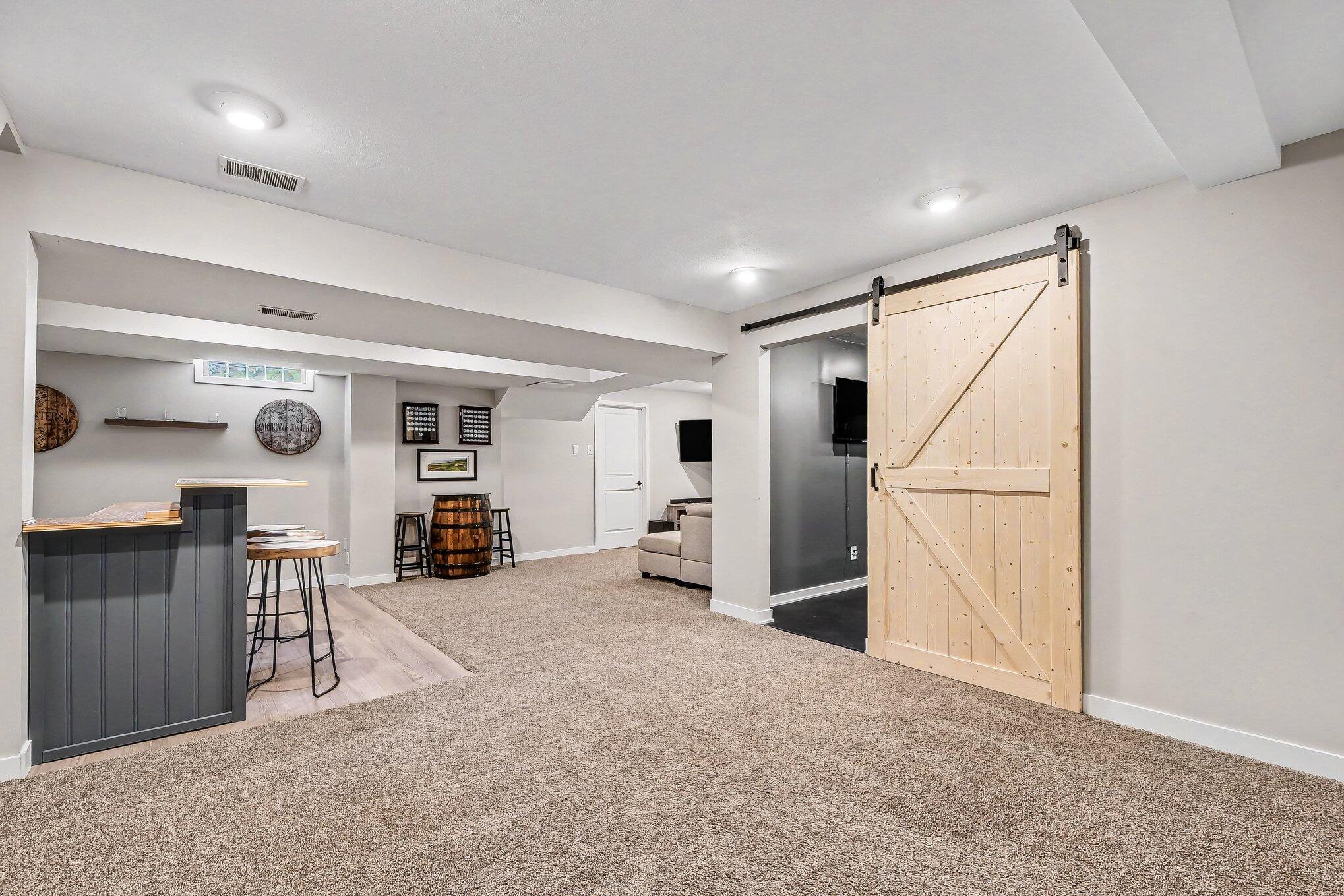 2182 Jamestown Drive SE Grand Rapids MI 49508