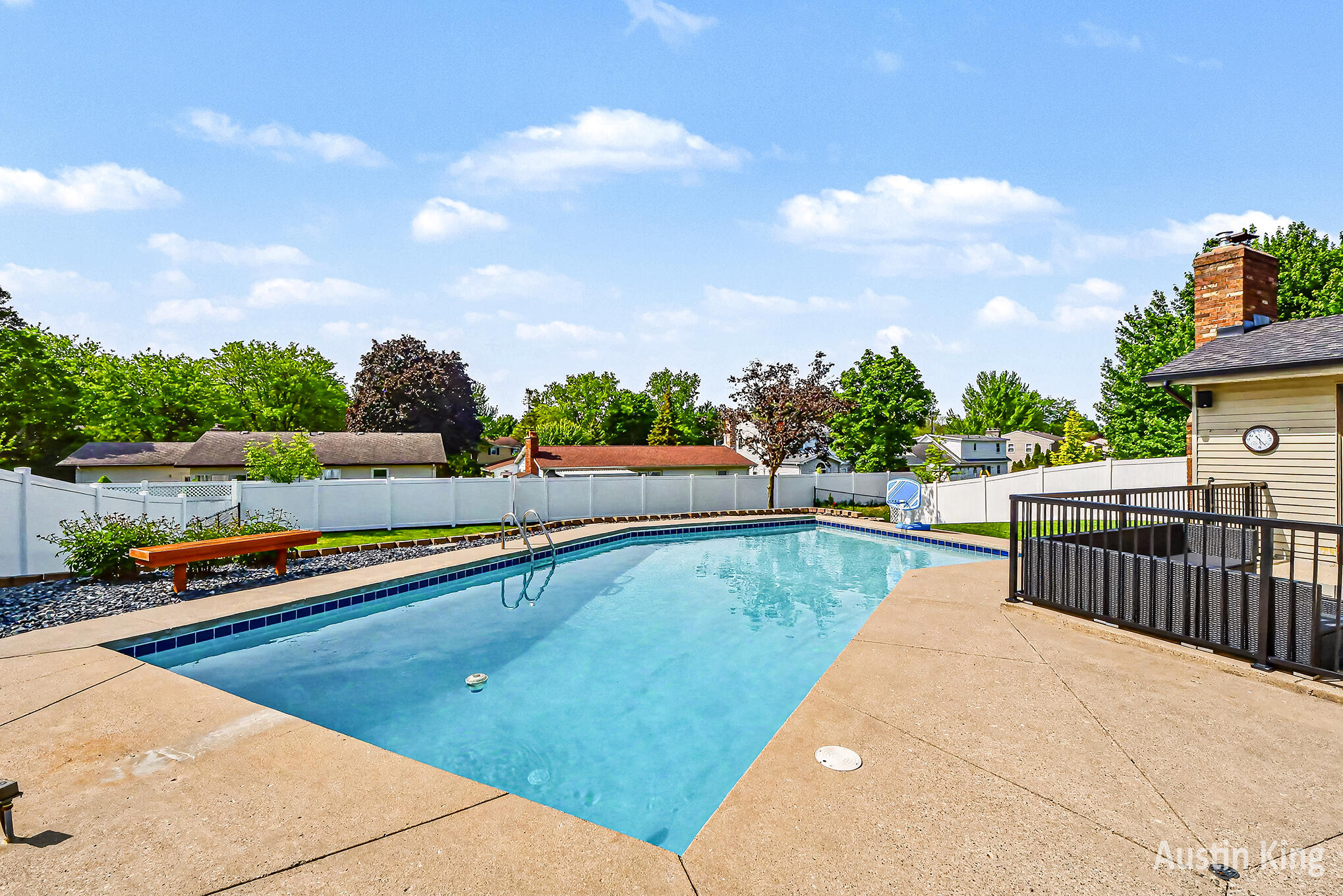 2182 Jamestown Drive SE Grand Rapids MI 49508