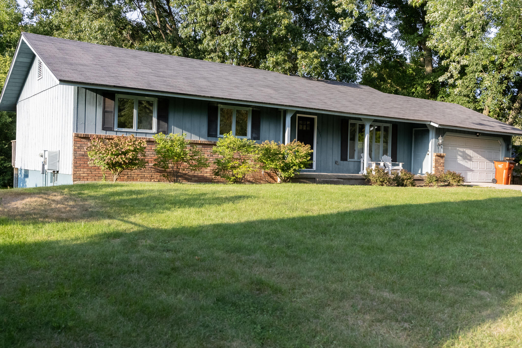 2591 Pinesboro Drive NE Grand Rapids MI 49525