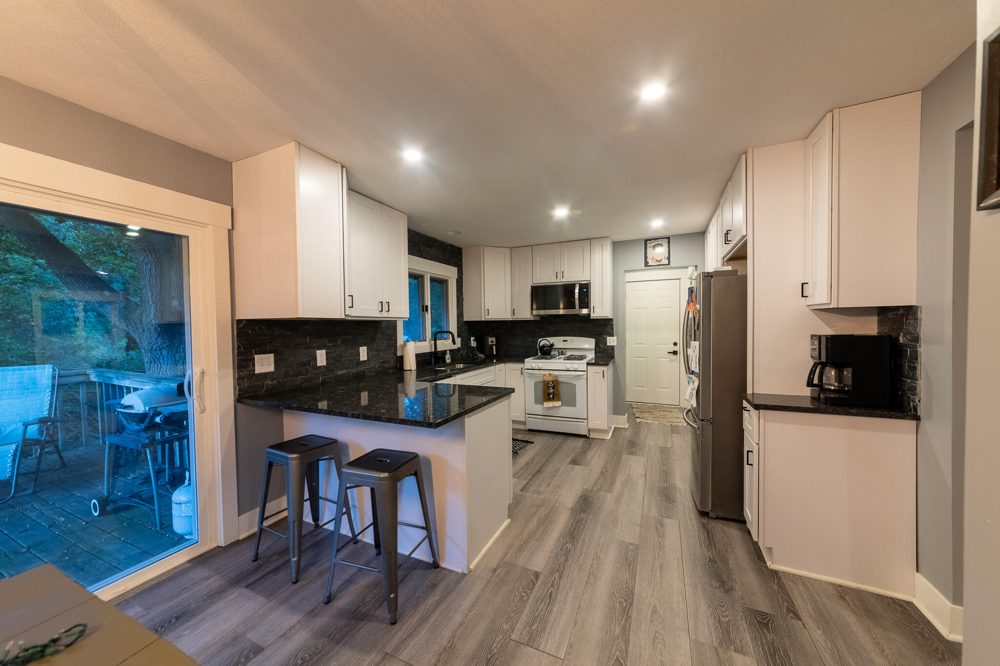 2591 Pinesboro Drive NE Grand Rapids MI 49525