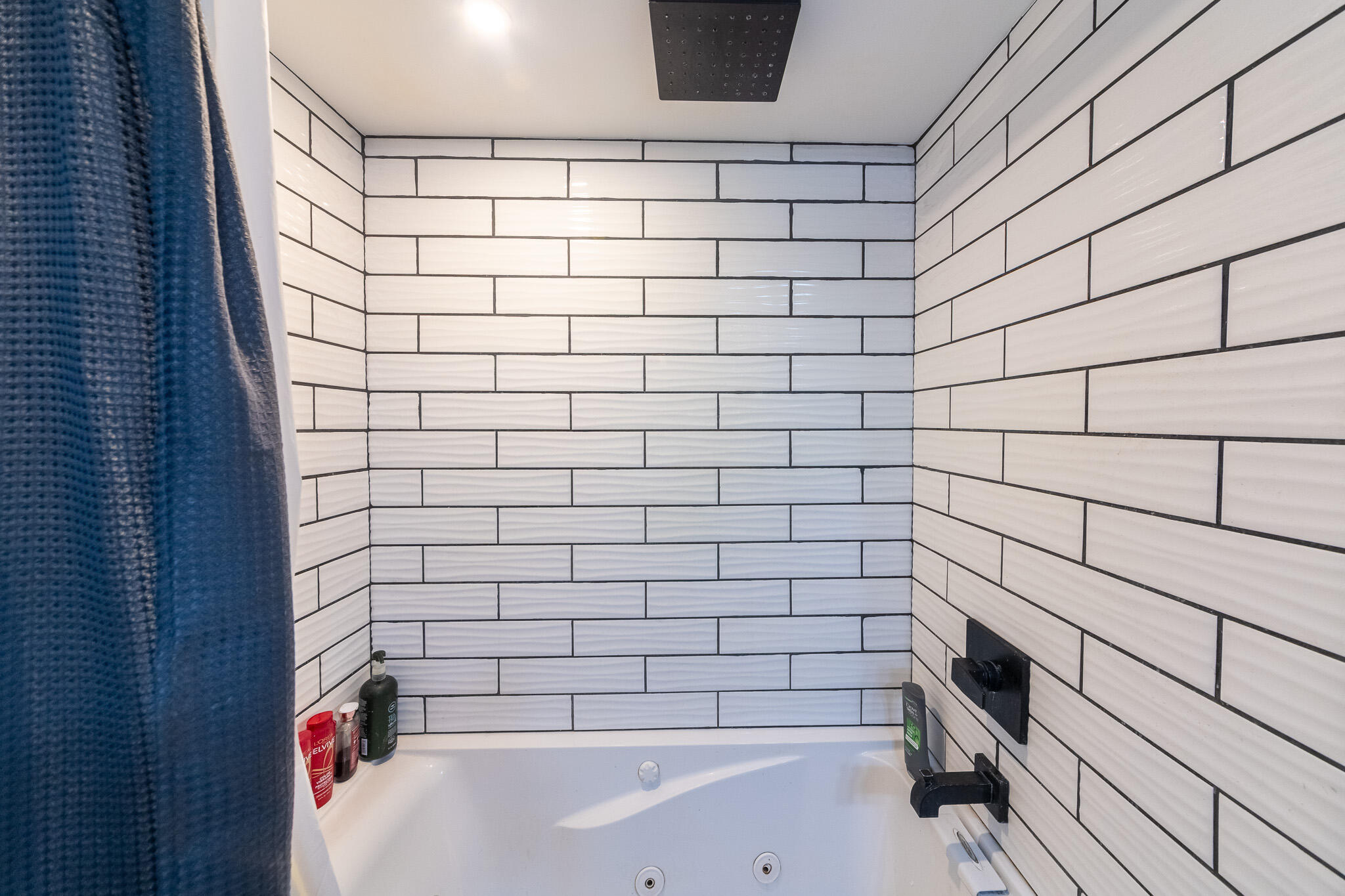 2591 Pinesboro Drive NE Grand Rapids MI 49525