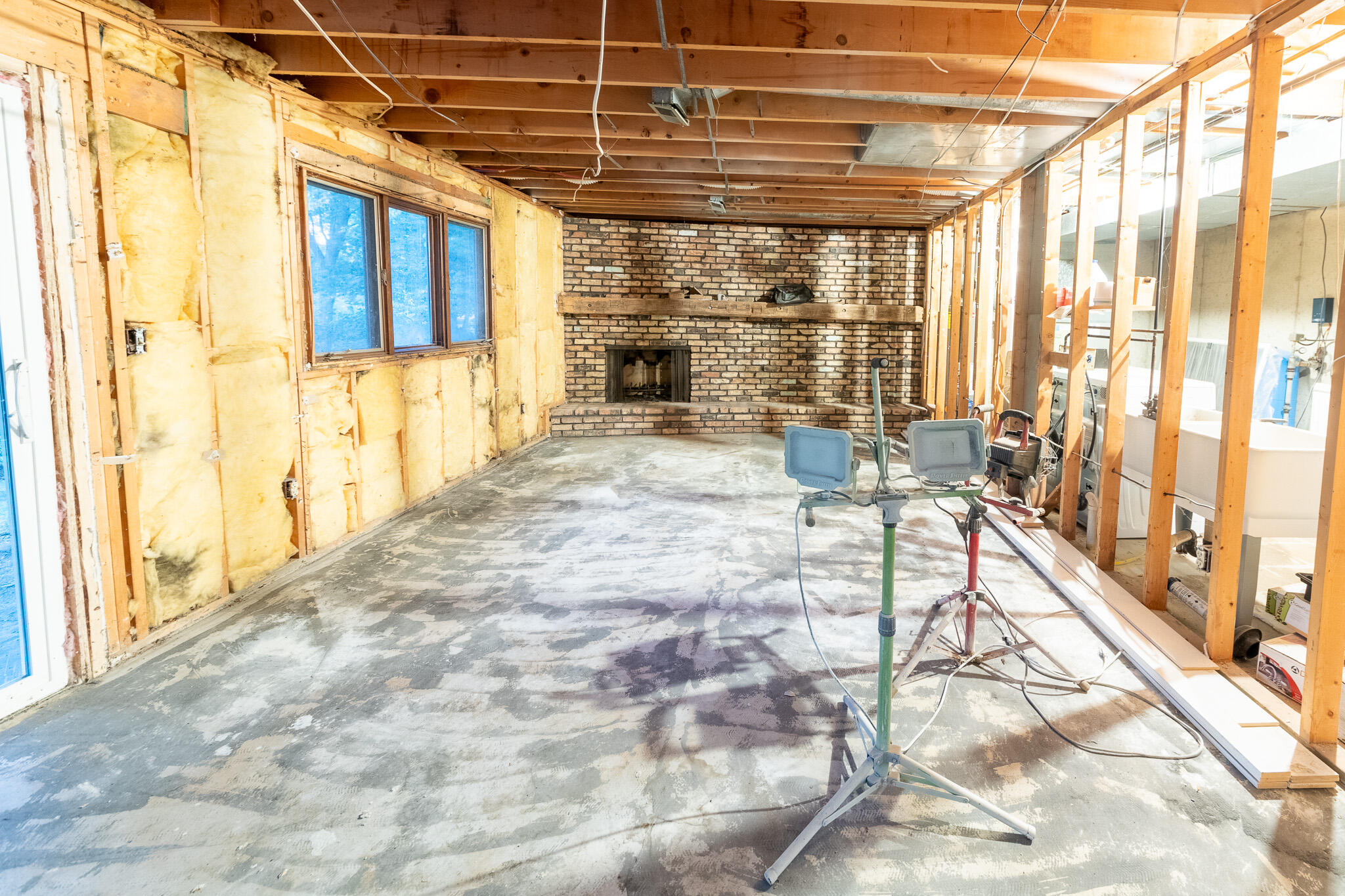 2591 Pinesboro Drive NE Grand Rapids MI 49525