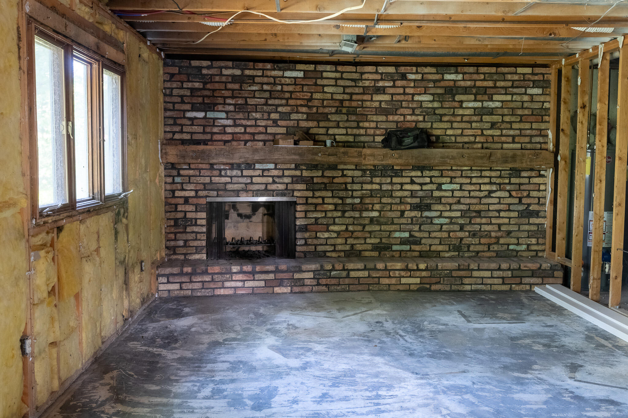 2591 Pinesboro Drive NE Grand Rapids MI 49525