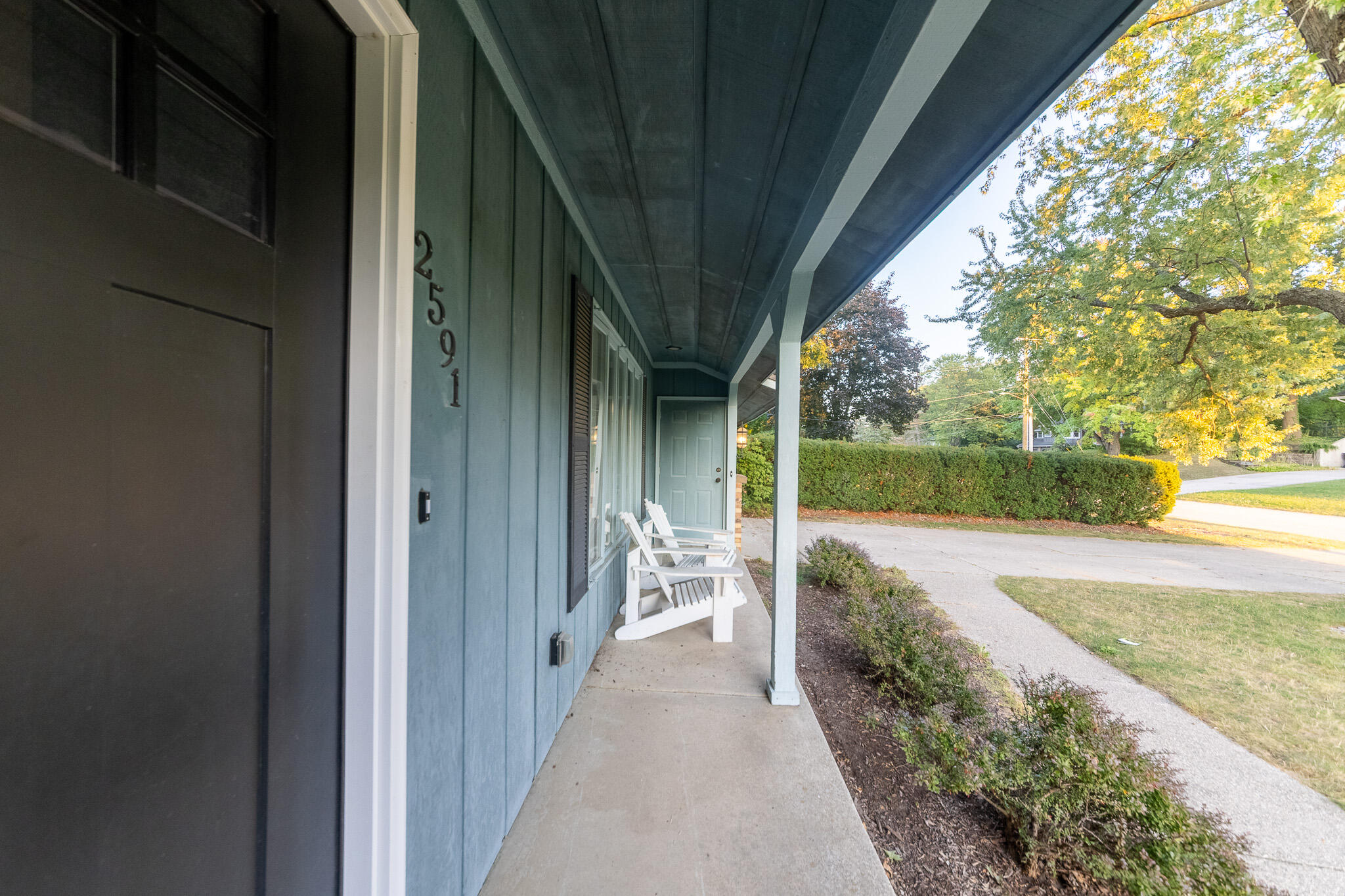 2591 Pinesboro Drive NE Grand Rapids MI 49525