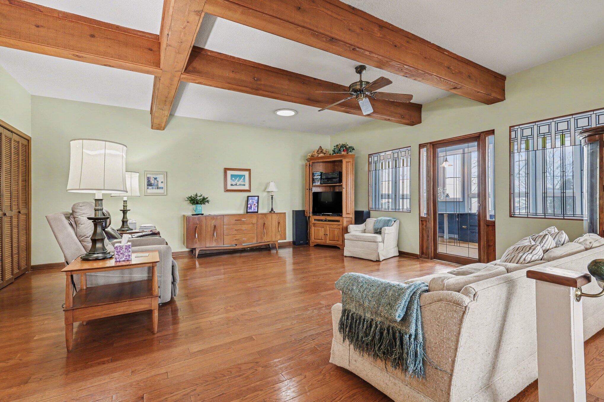 3135 Lakeshore Drive Muskegon MI 49441