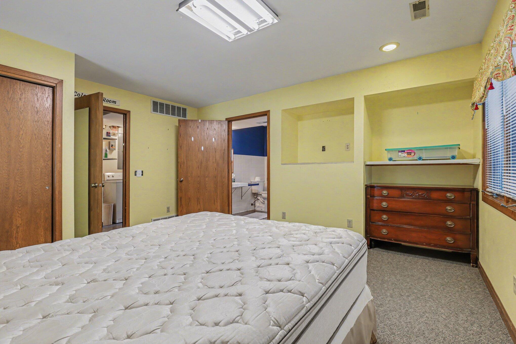 3135 Lakeshore Drive Muskegon MI 49441