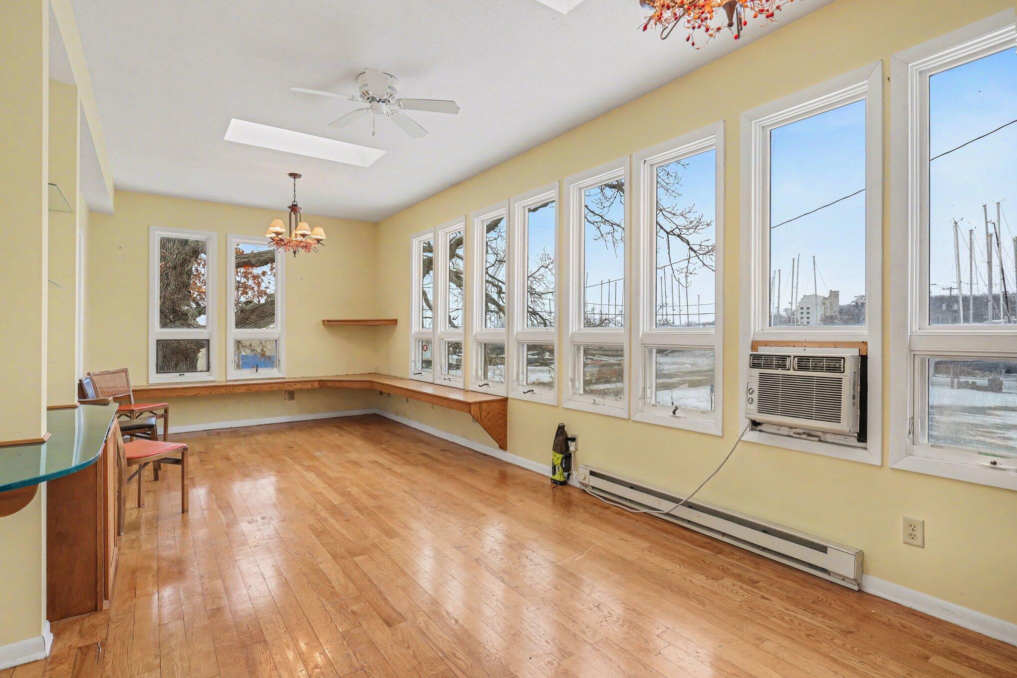 3135 Lakeshore Drive Muskegon MI 49441