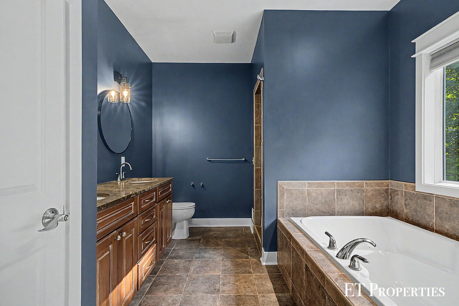 7801 Cascade Road SE Grand Rapids MI 49546
