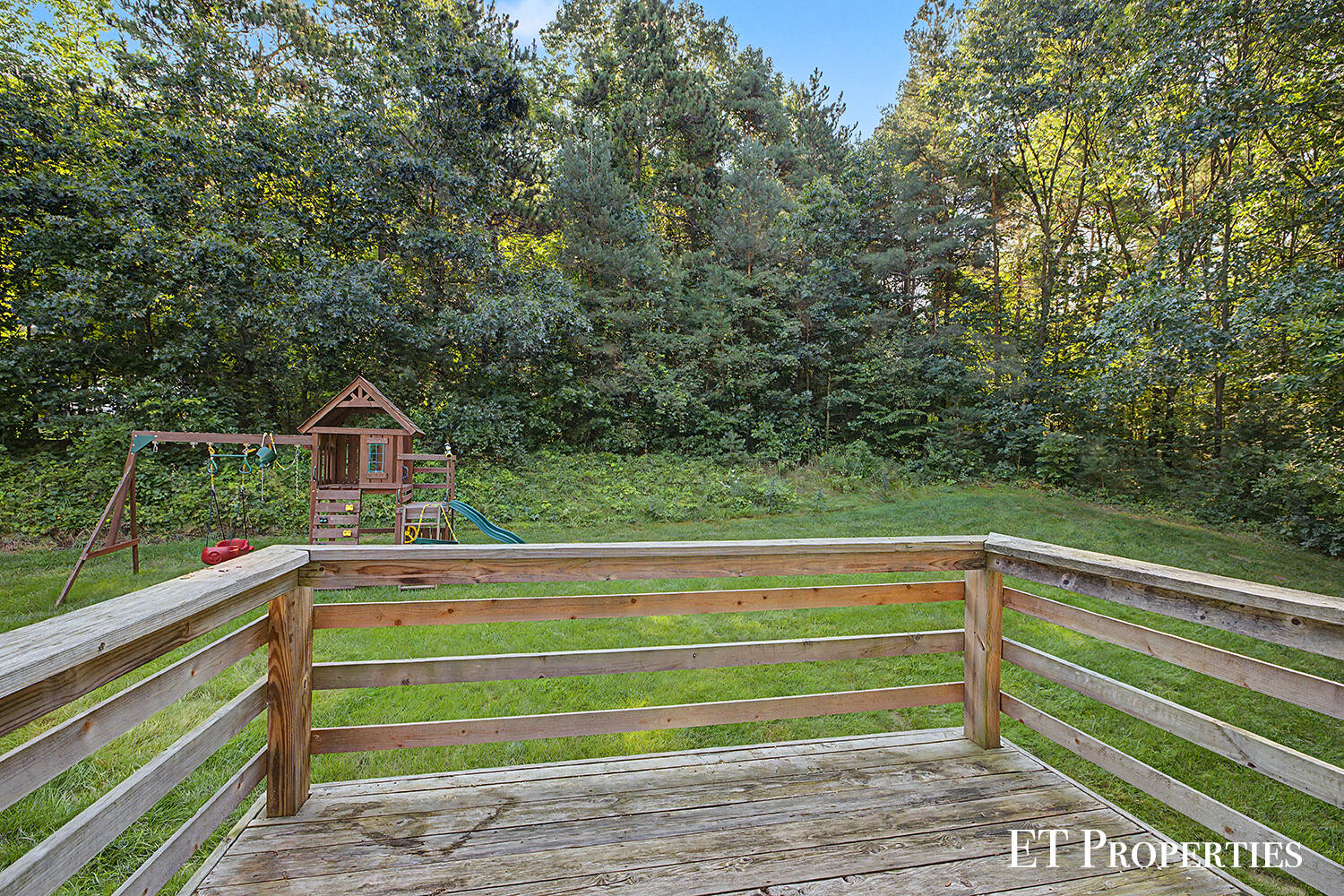 7801 Cascade Road SE Grand Rapids MI 49546