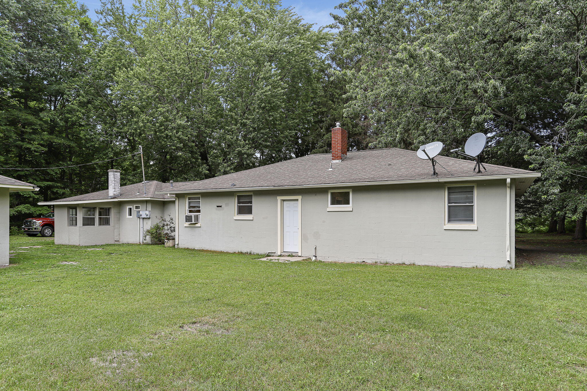 2718 Coloma Road Benton Harbor MI 49022