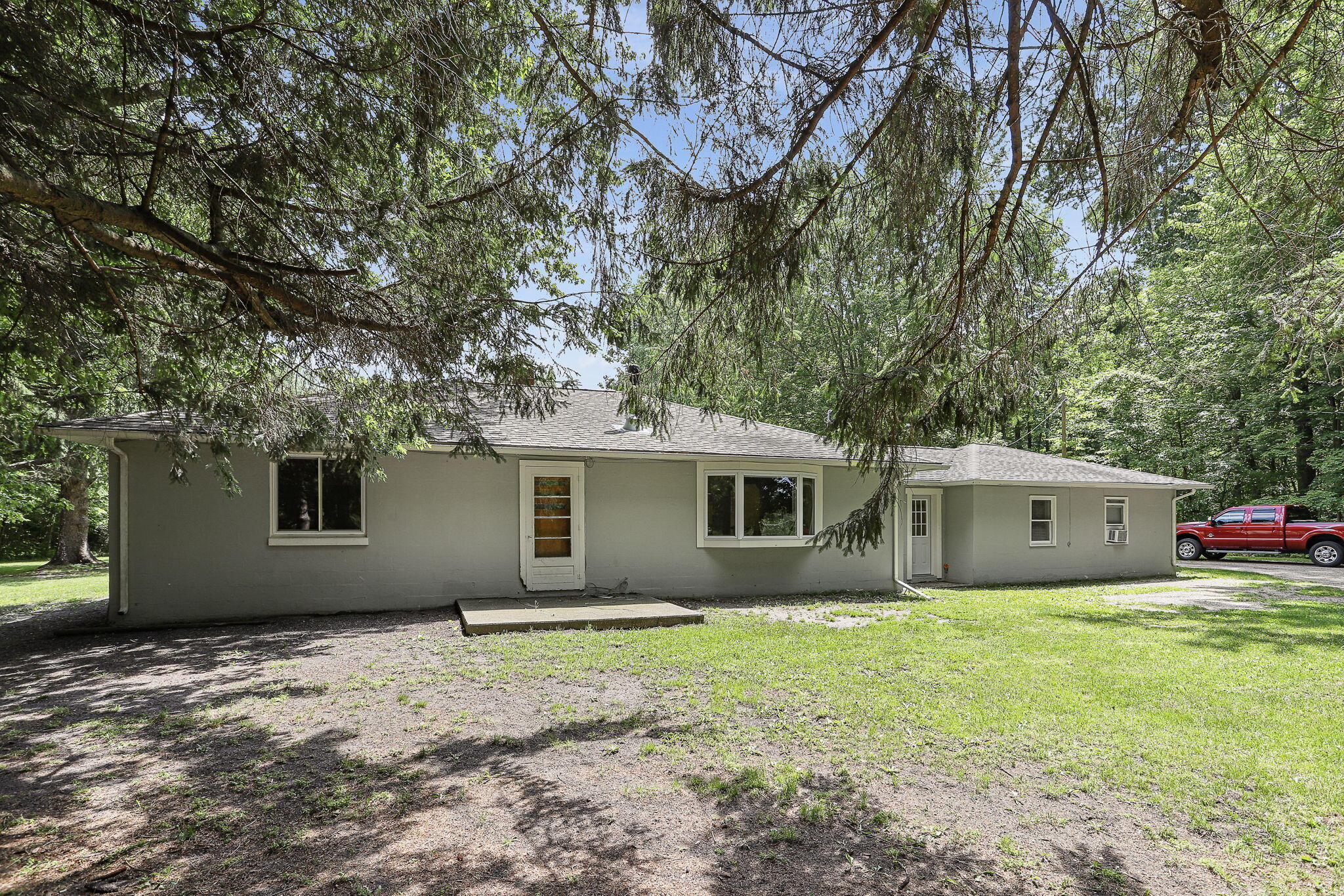 2718 Coloma Road Benton Harbor MI 49022