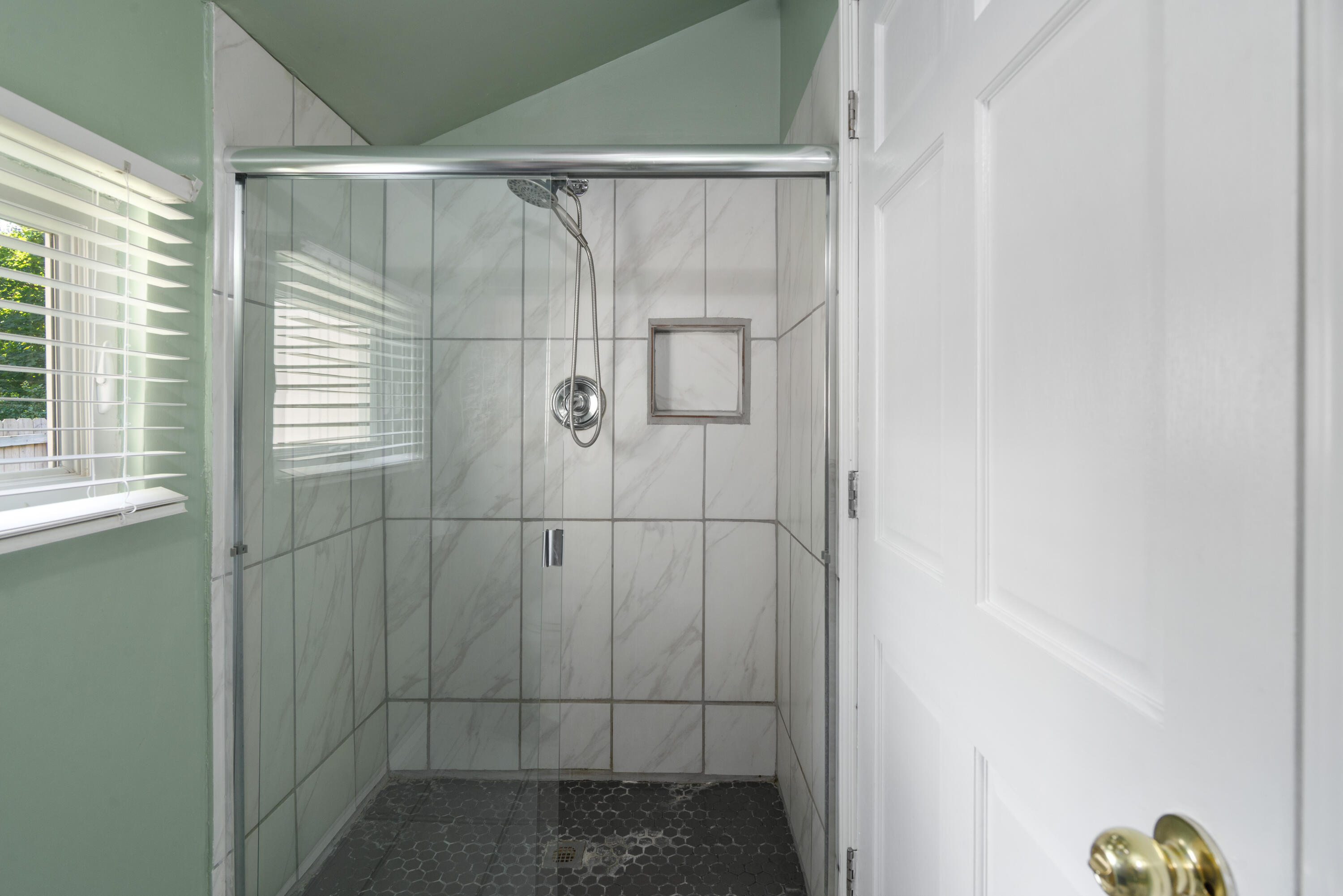 1118 E Alcott Street Kalamazoo MI 49001