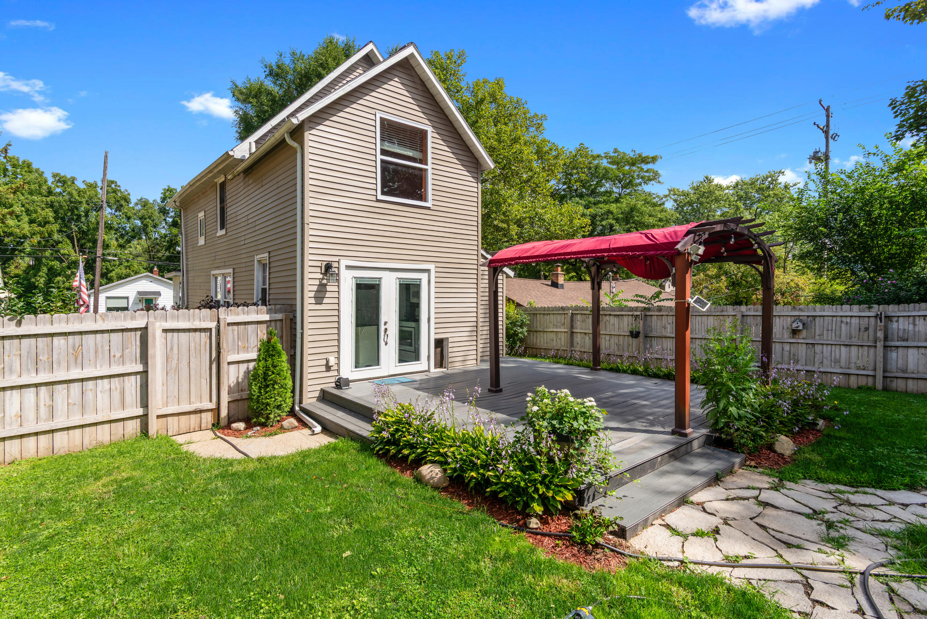 1118 E Alcott Street Kalamazoo MI 49001