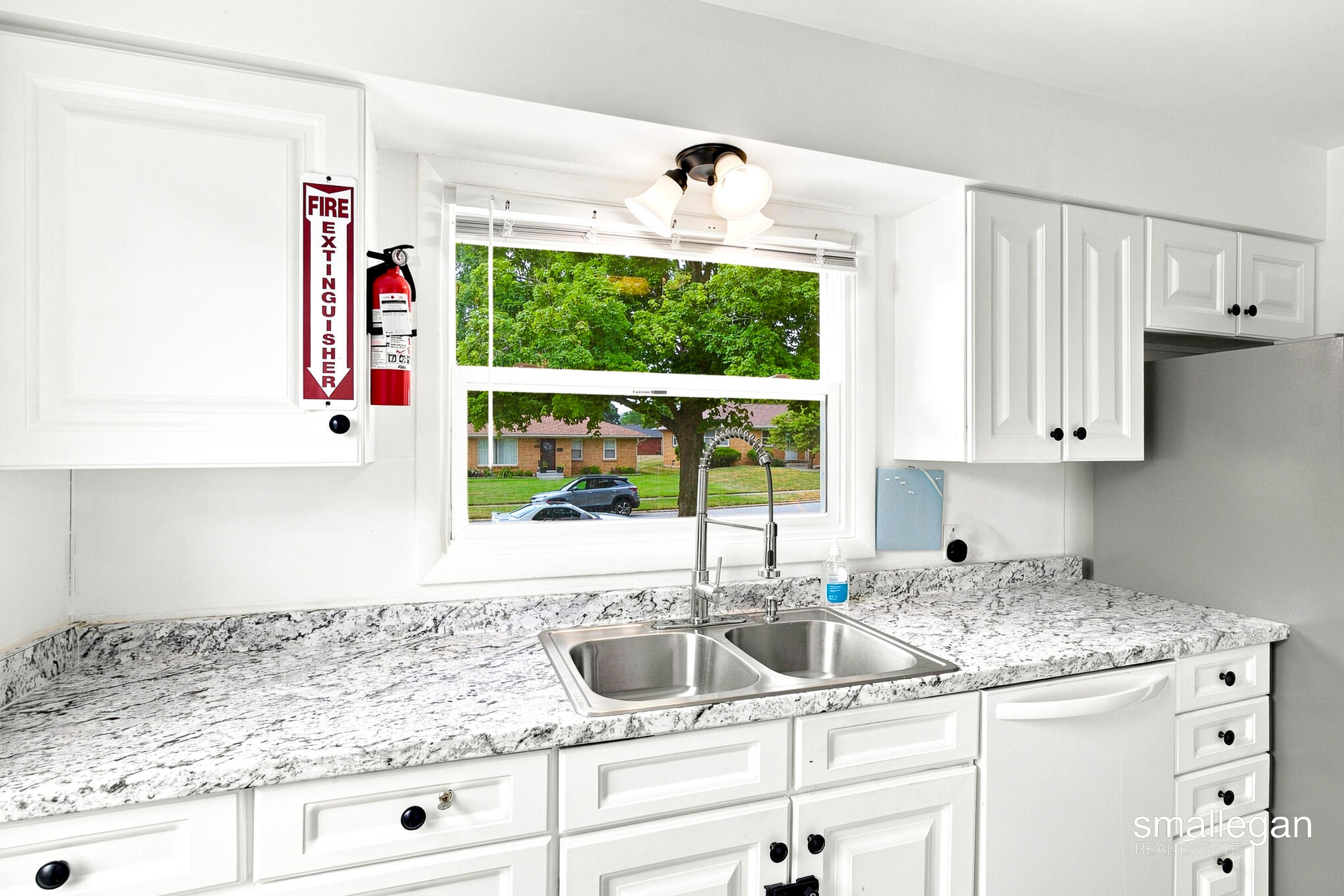 1532 Mayfield Avenue NE Grand Rapids MI 49505