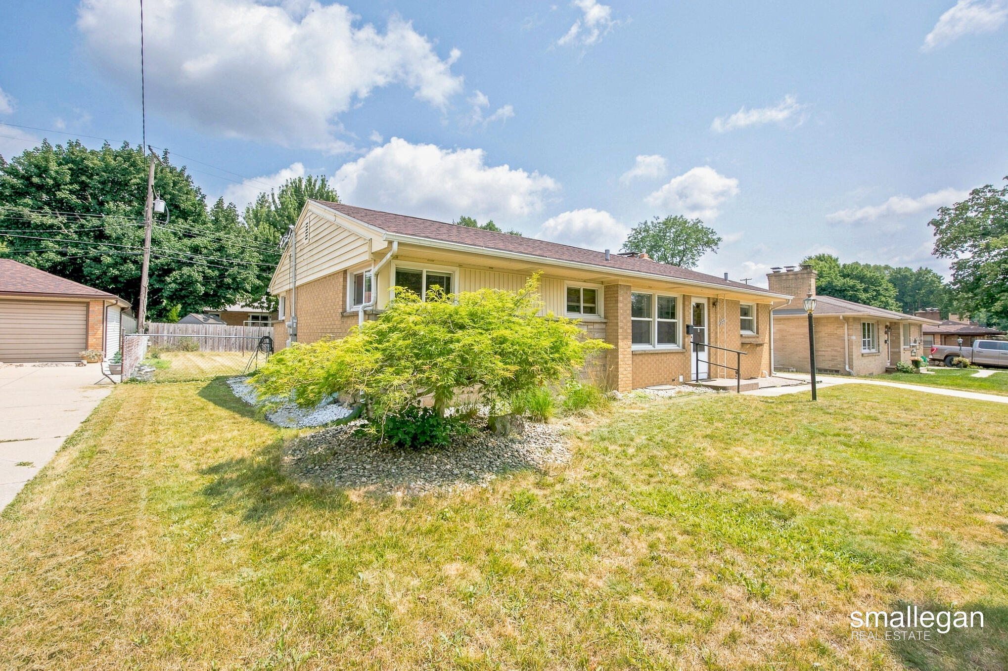 1532 Mayfield Avenue NE Grand Rapids MI 49505